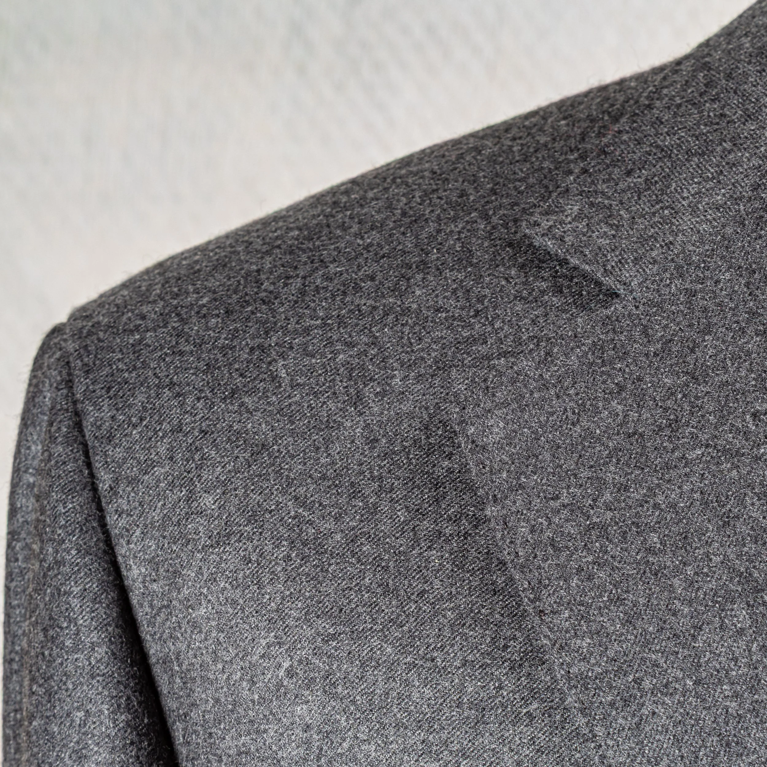 Bespoke flannel suit in charcoal grey - Holland & Sherry Classic Worsted Flannel-5.jpg