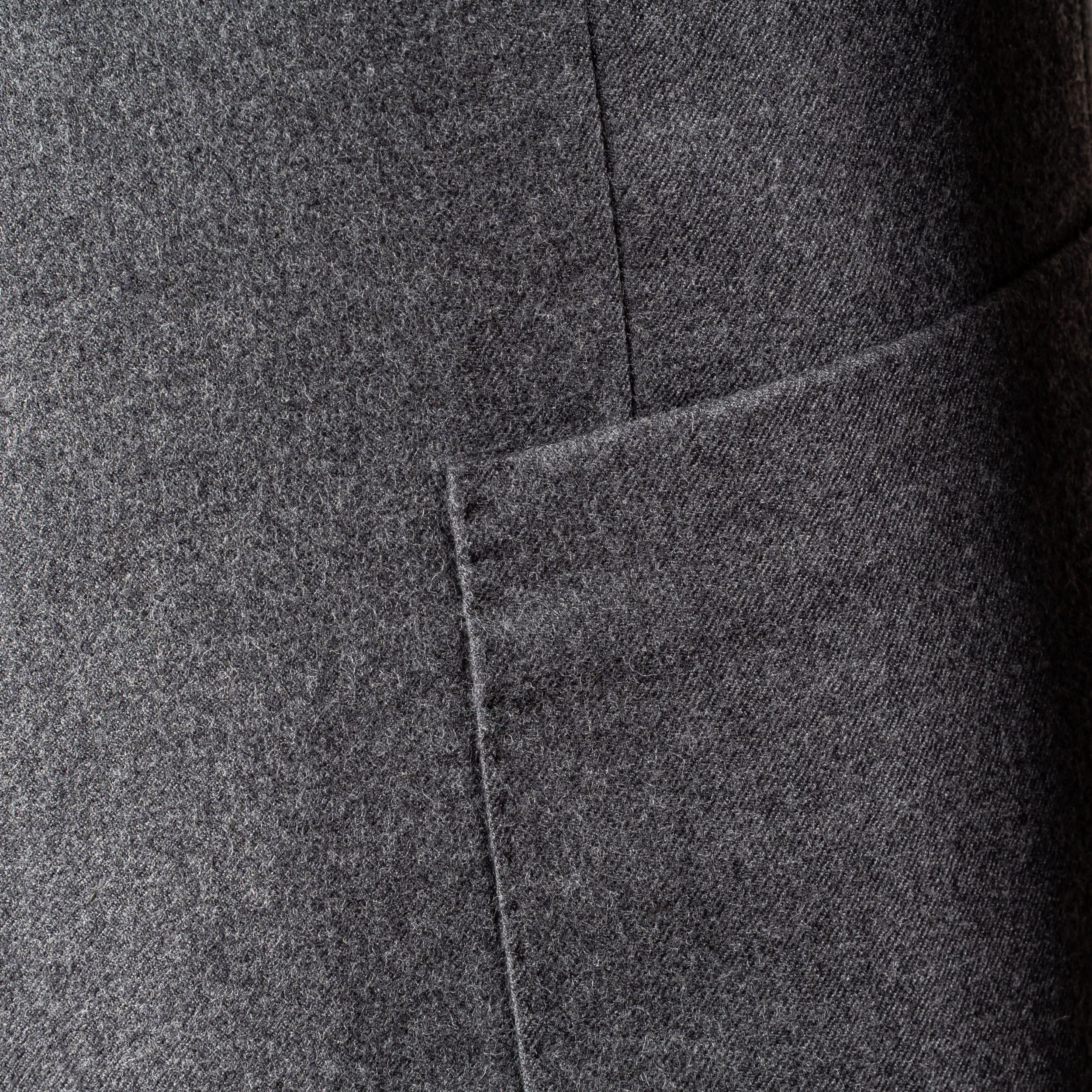 Bespoke flannel suit in charcoal grey - Holland & Sherry Classic Worsted Flannel-13.jpg