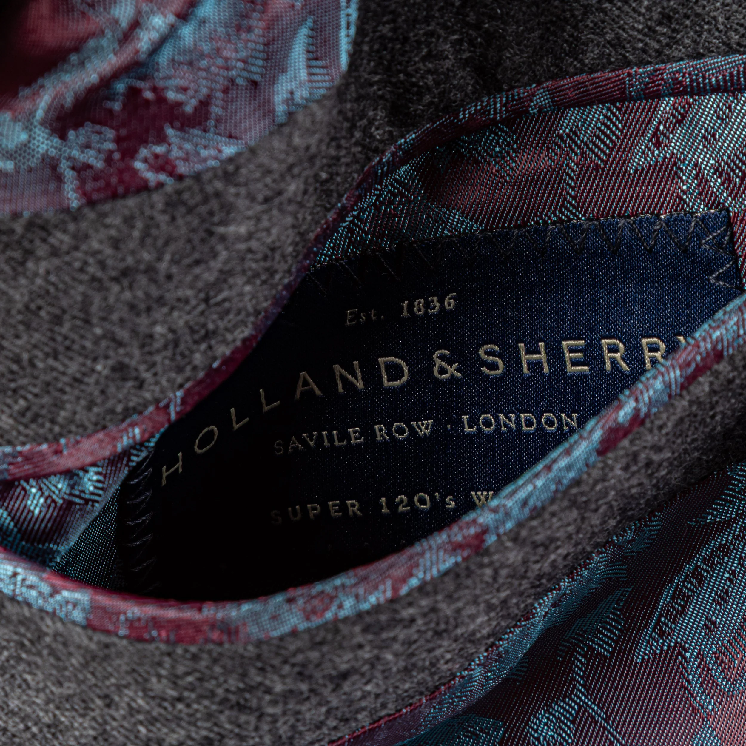 Bespoke flannel suit in charcoal grey - Holland & Sherry Classic Worsted Flannel-19.jpg