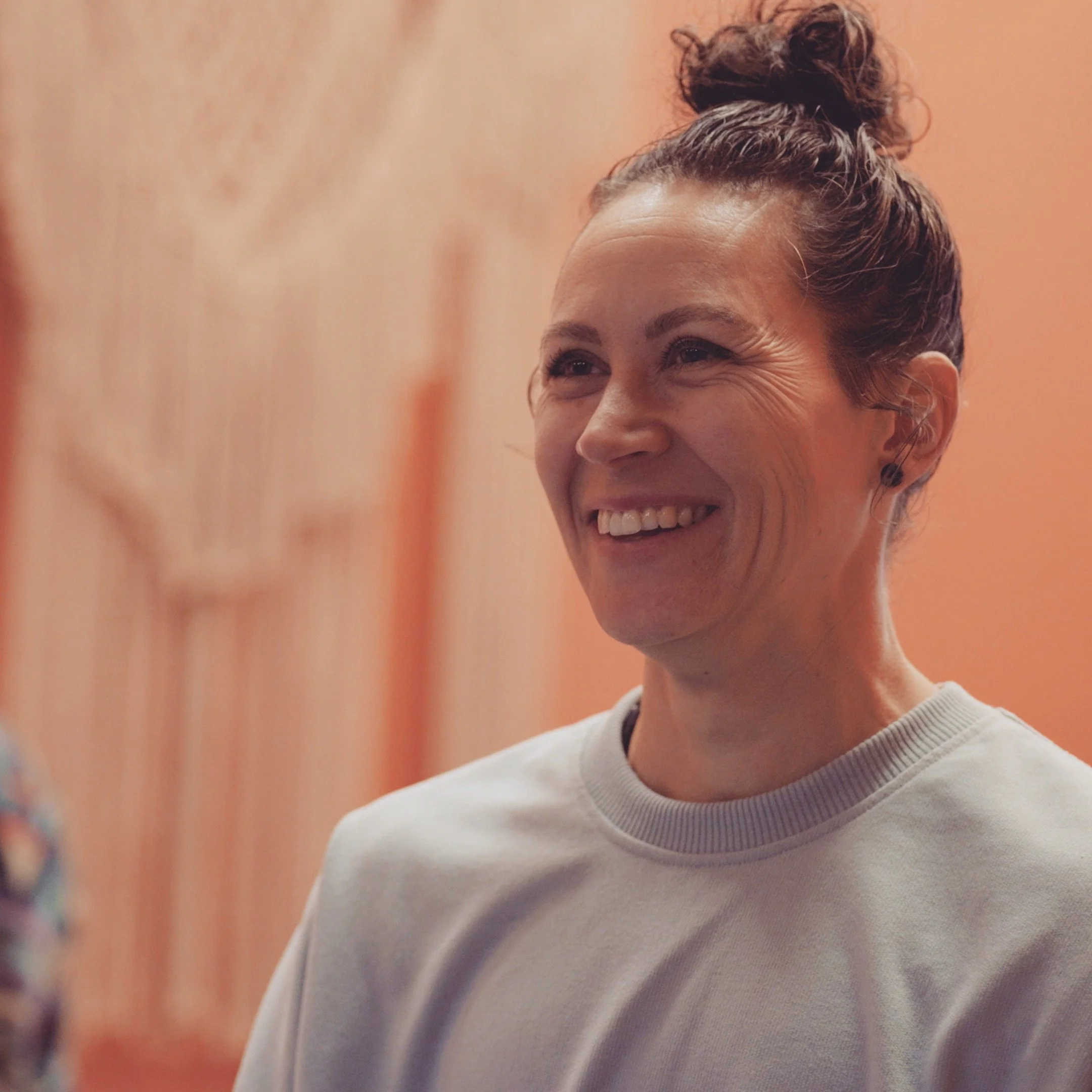 In oktober starten we weer een nieuwe Beginnerscursus Yoga! Een pakket van drie introductielessen, zodat je rustig kunt ontdekken wat yoga voor jou kan betekenen.

We behandelen yogahoudingen, ademhaling, meditatie en een stukje yogafilosofie op een 