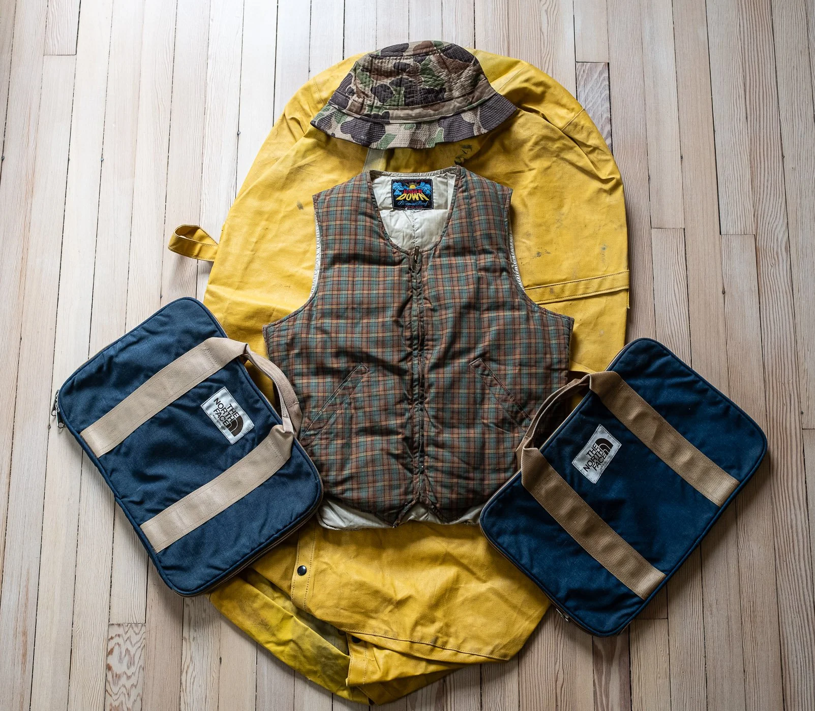1950s_eddie_bauer_plaid_goose_down_vest-10.jpg
