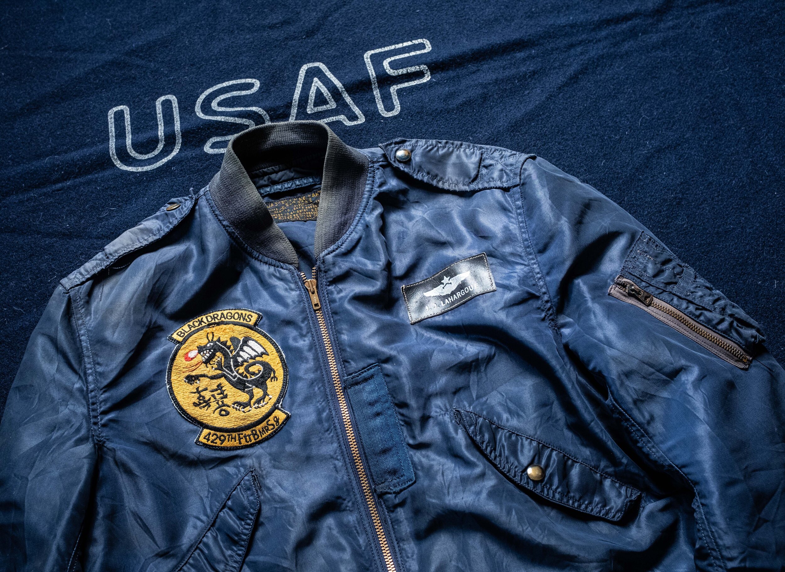 1950's Korean War USAF L-2a US Air Force Blue Nylon Flight Jacket w/ 429th  Fighter Bomber Squadron patches. Size 40. — SAUNDERSMILITARIA