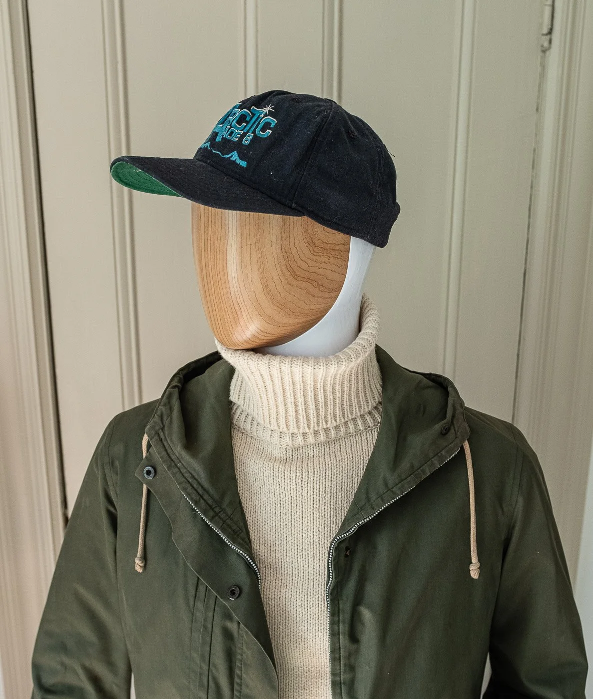 1950s_us_navy_antarctic_arctic_ship_cap-3.jpg
