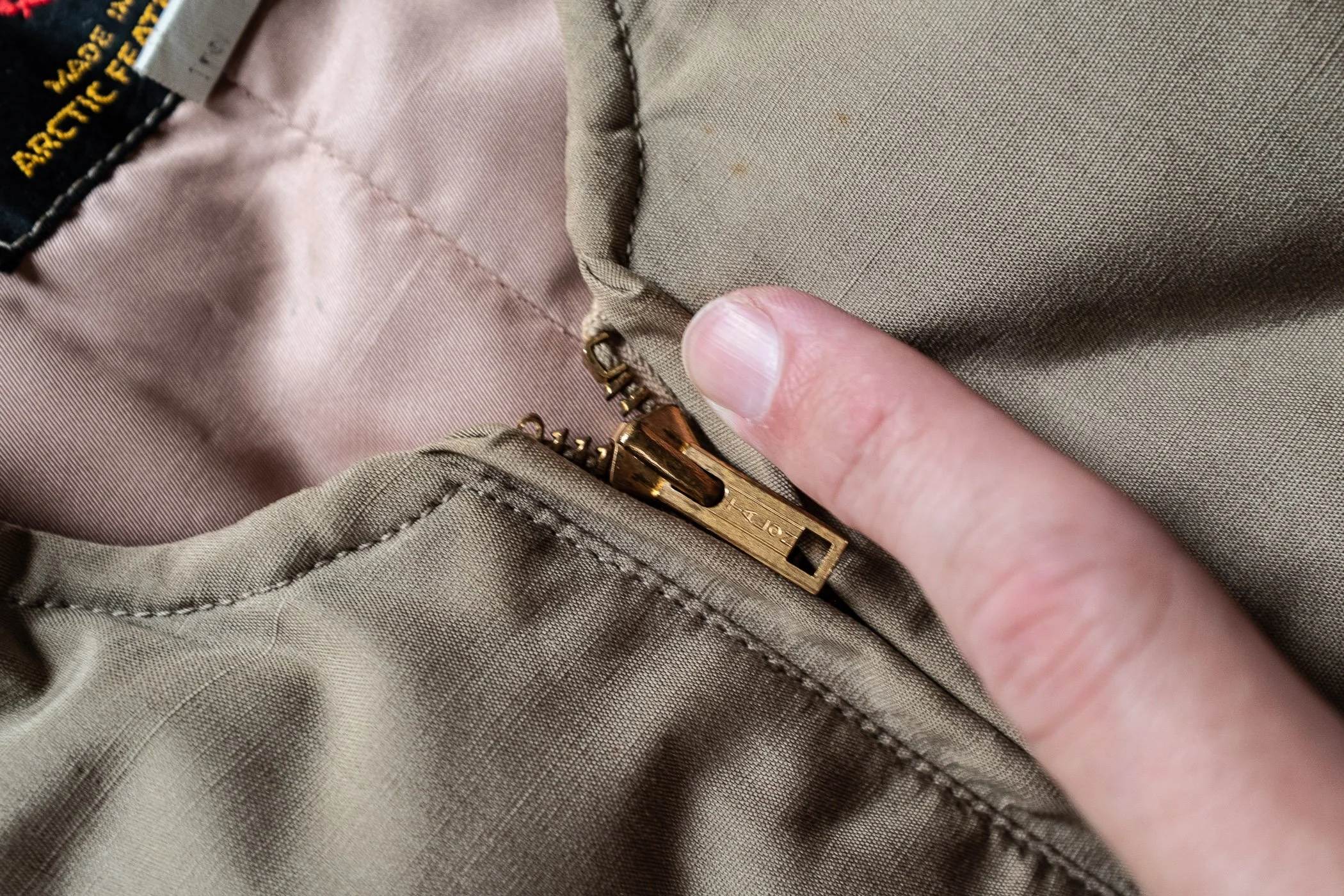 1940s_eddie_bauer_goose_down_vest-4.jpg
