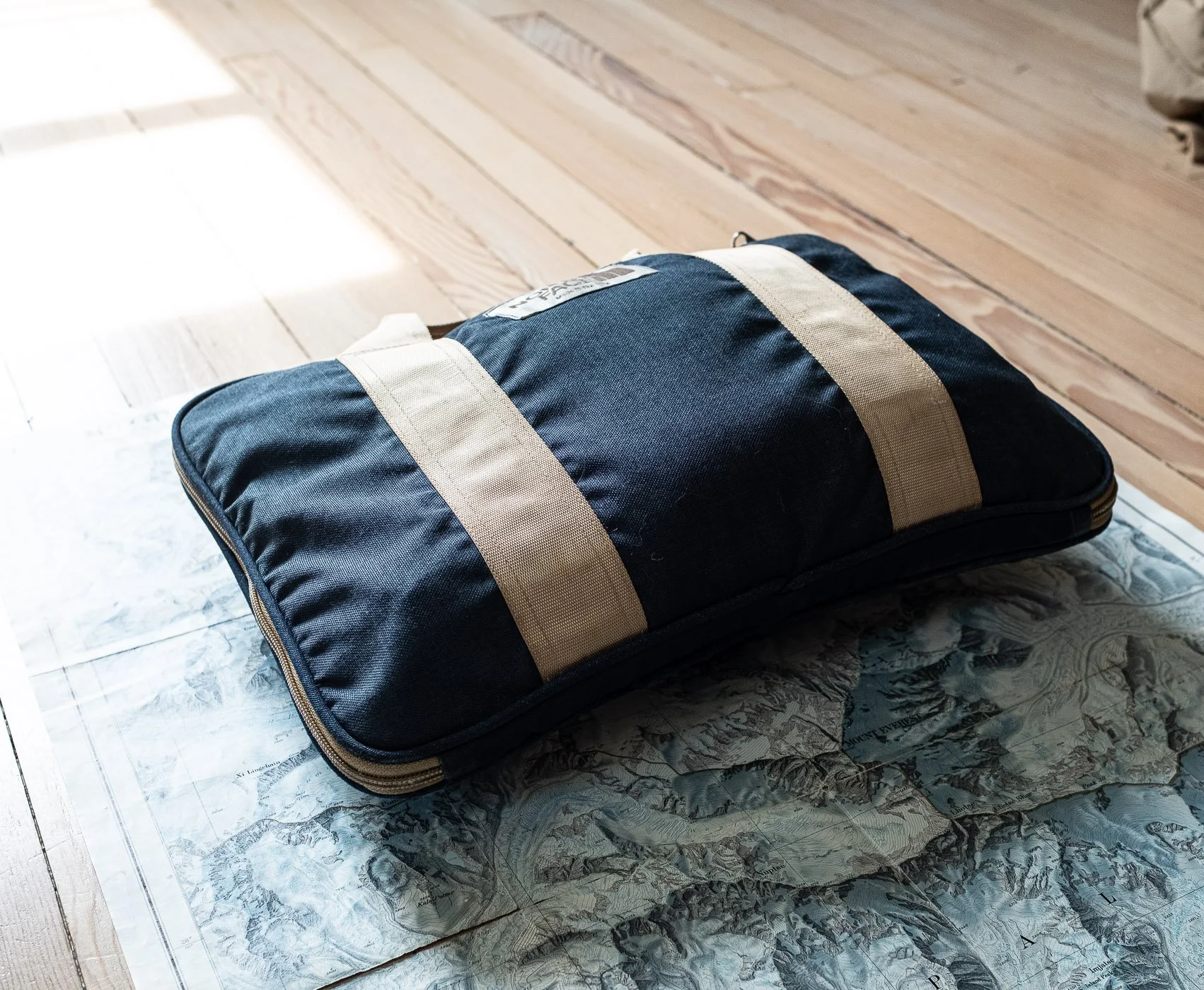 vintage_north_face_windproof_nylon_bag-5.jpg