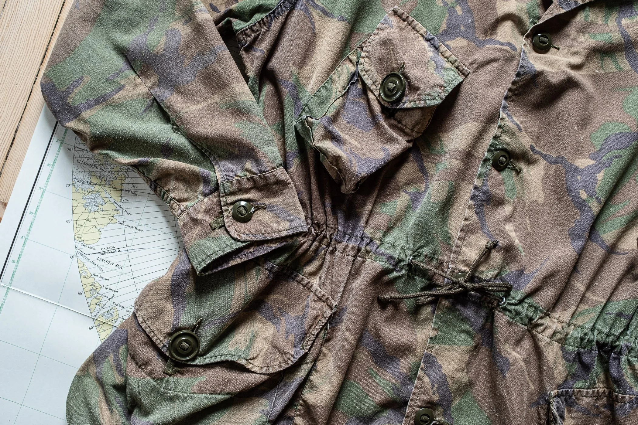 1960s_canadian_jungle_camo_combat_jacket-4.jpg