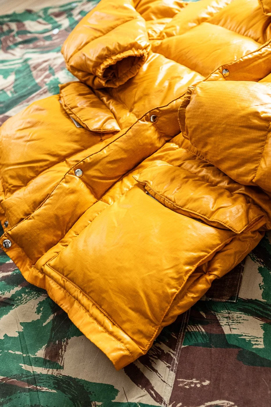 1960s_snow_lion_survival_yellow_goose_down_mountain_parka-7.jpg