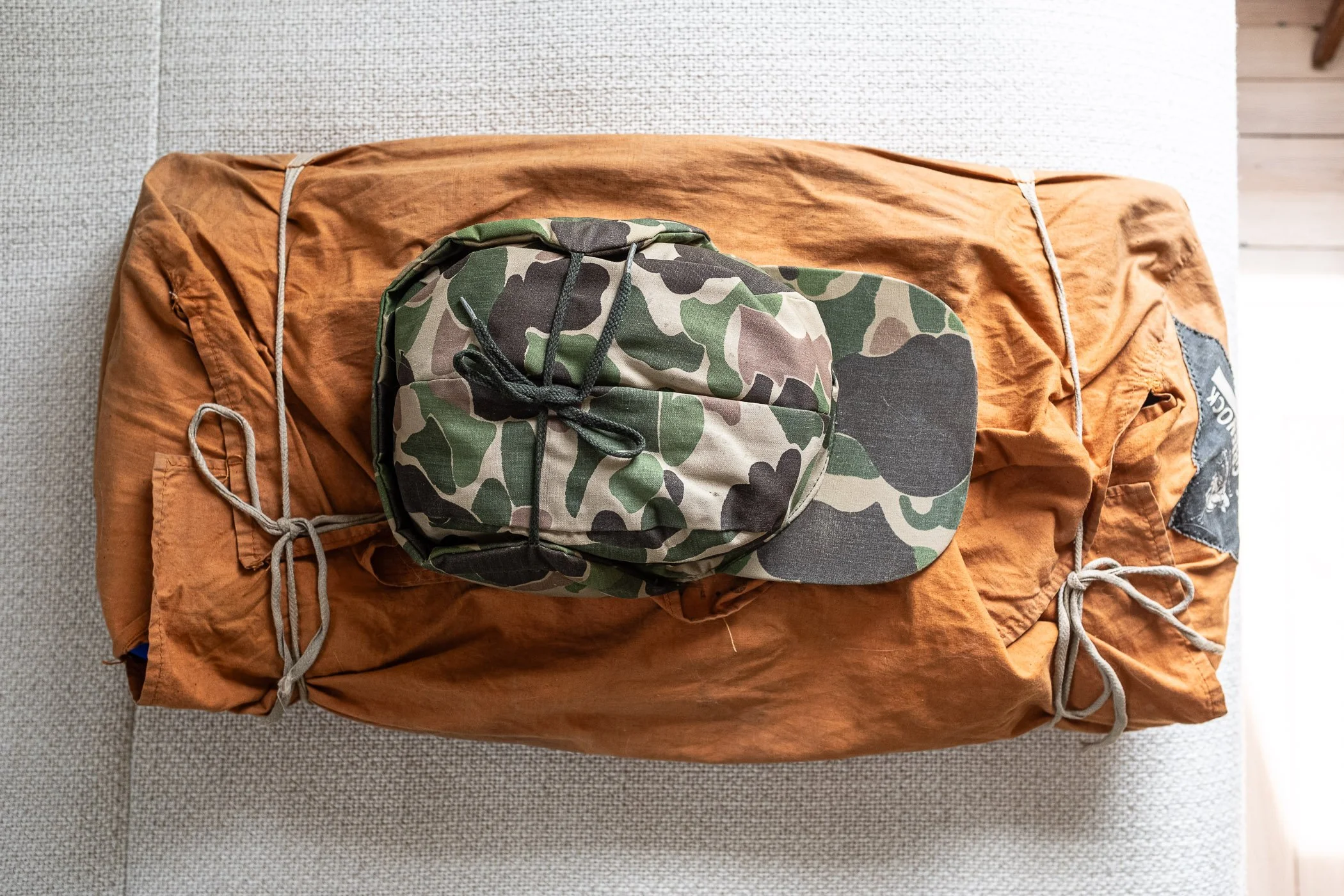 1950s_camo_eddie_bauer_goose_down_cap-20.jpg