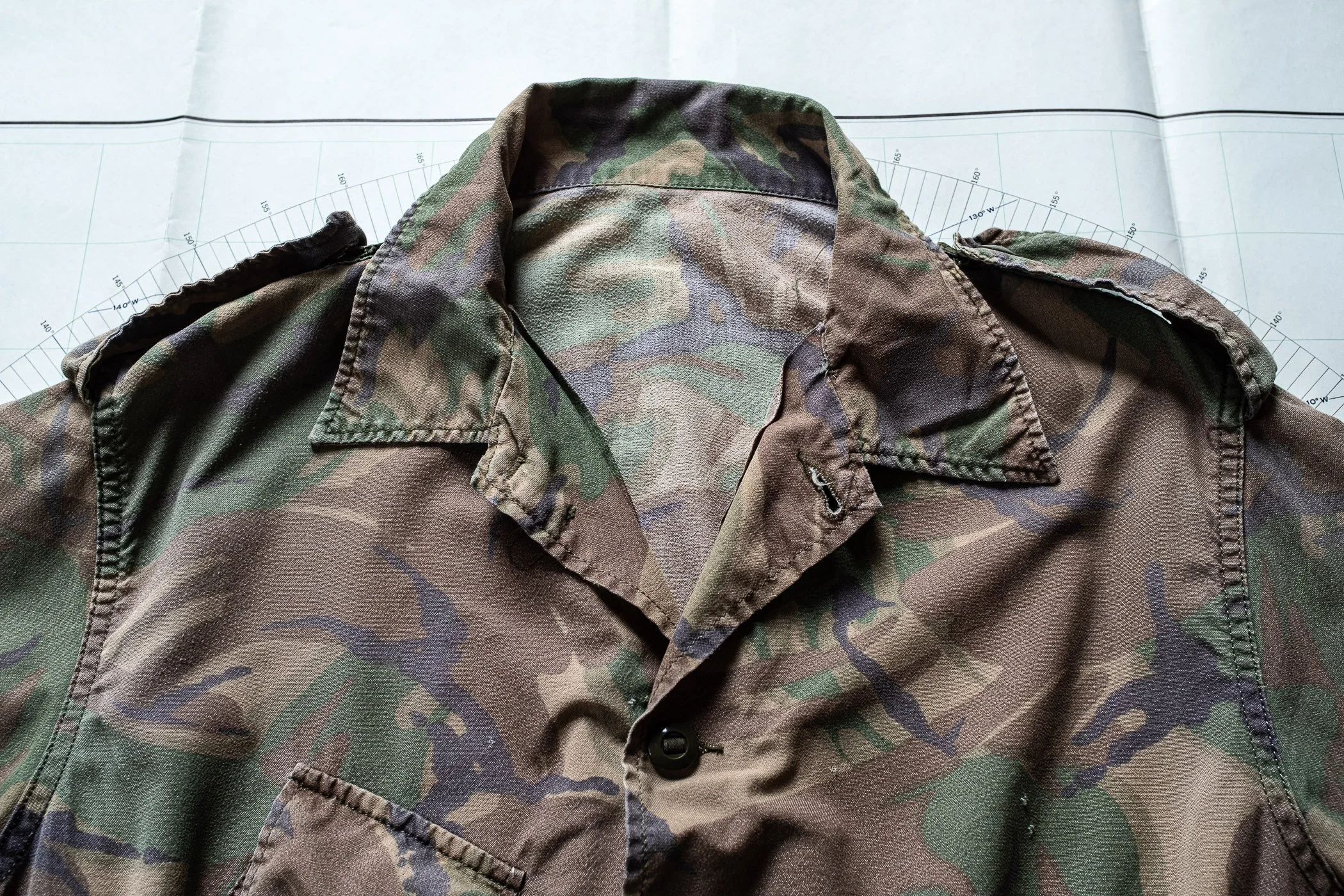 1960s_canadian_jungle_camo_combat_jacket-5.jpg