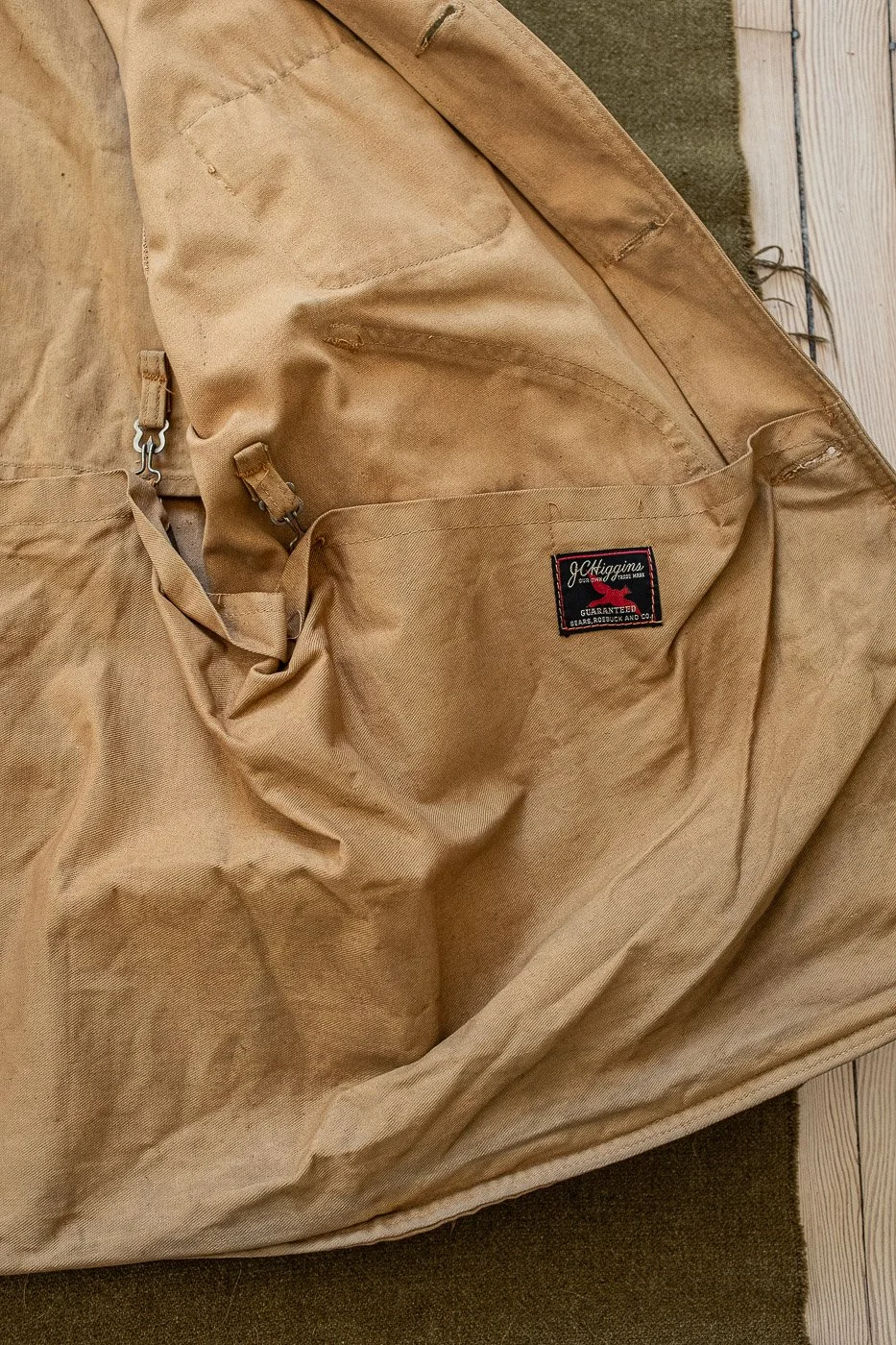 1940s_canvas_patched_American_duck_hunting_jacket-15.jpg