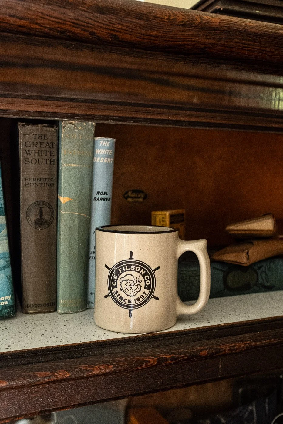 filson_red_wing_popeye_stoneware_coffee_mug-8.jpg