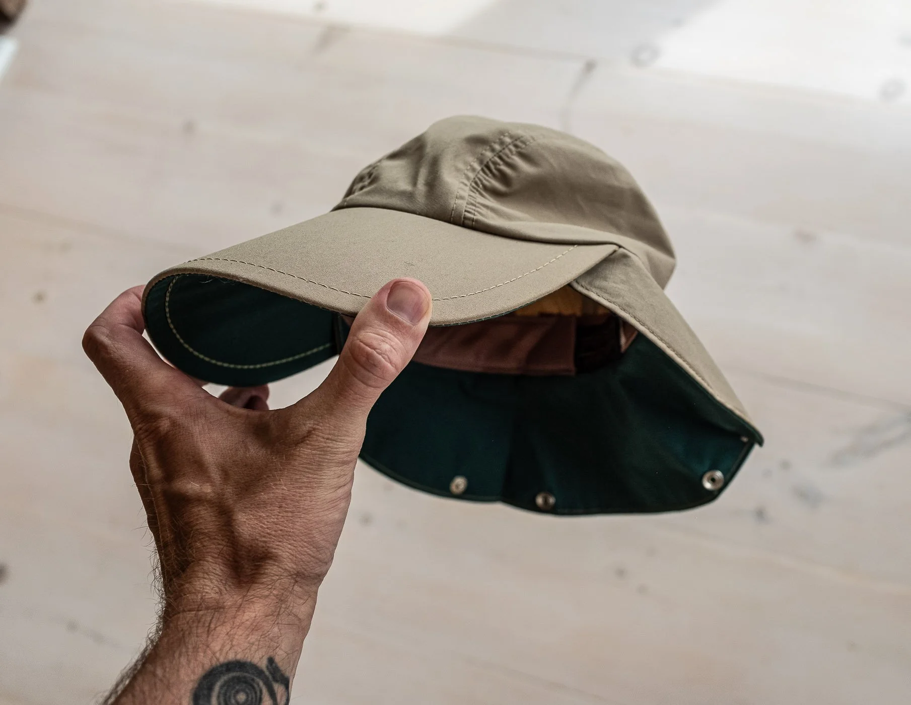 vintage_eddie_bauer_windproof_fishing_cap-9.jpg