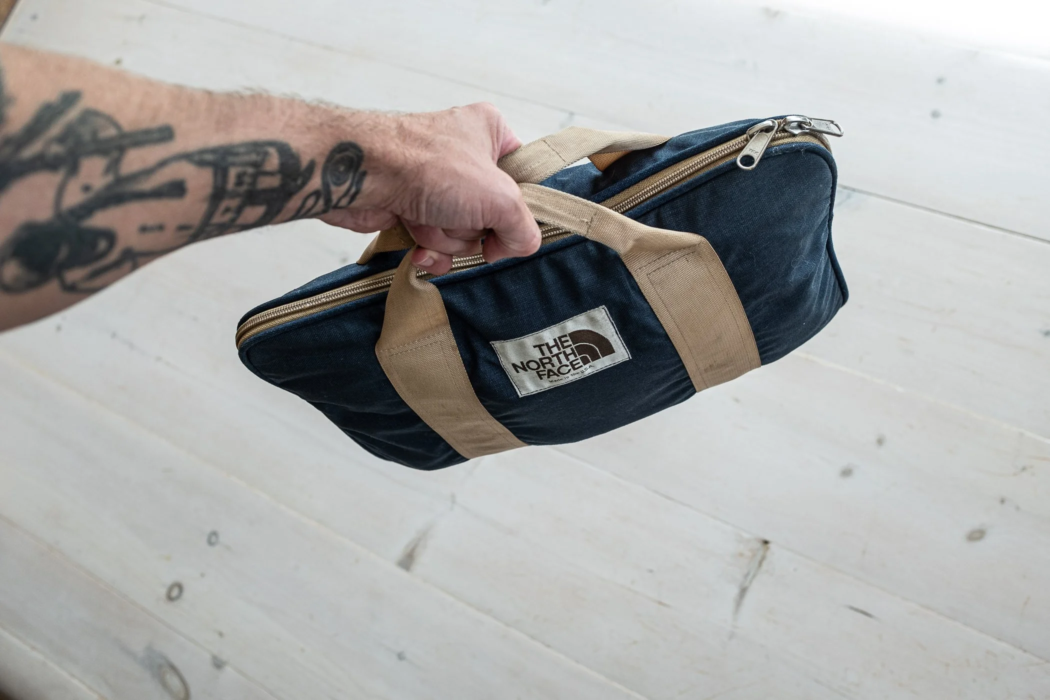 vintage_north_face_windproof_nylon_bag-8.jpg
