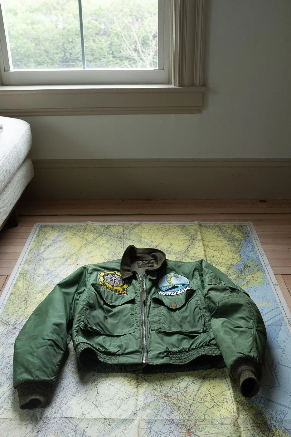 1950s_usn_buweps_patched_flight_jacket-10.jpg
