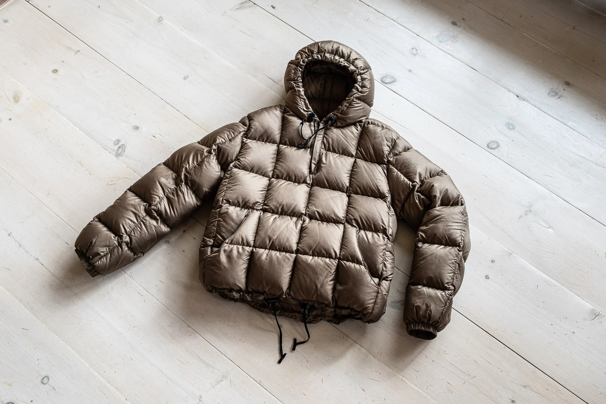 crescent_down_works_goose_skyliner_quilted_smock-14.jpg