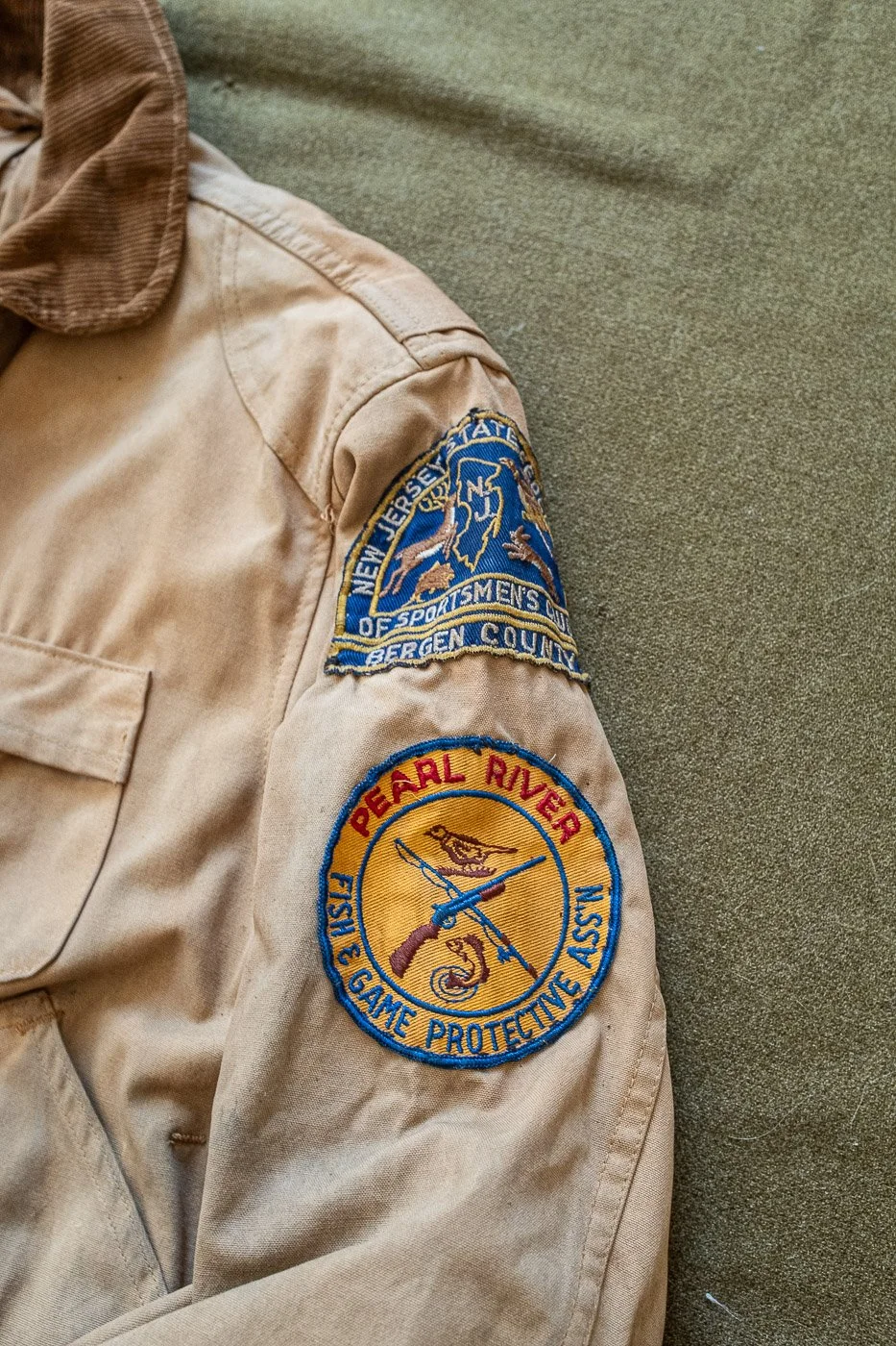 1940s_canvas_patched_American_duck_hunting_jacket-5.jpg