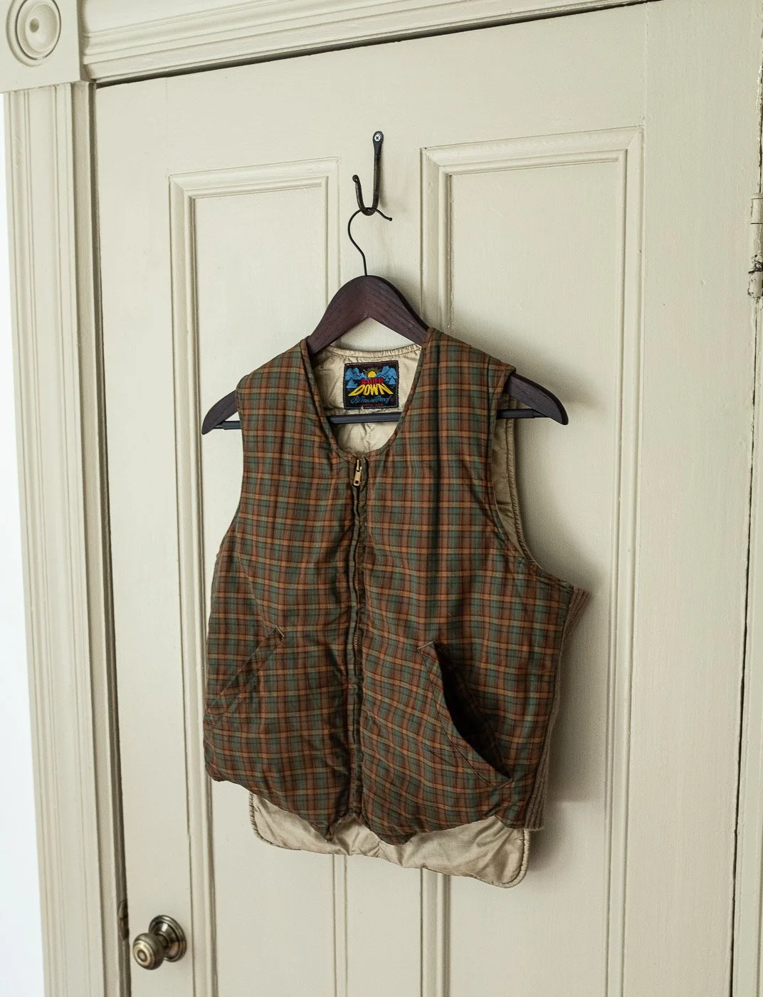 1950s_eddie_bauer_plaid_goose_down_vest-2.jpg