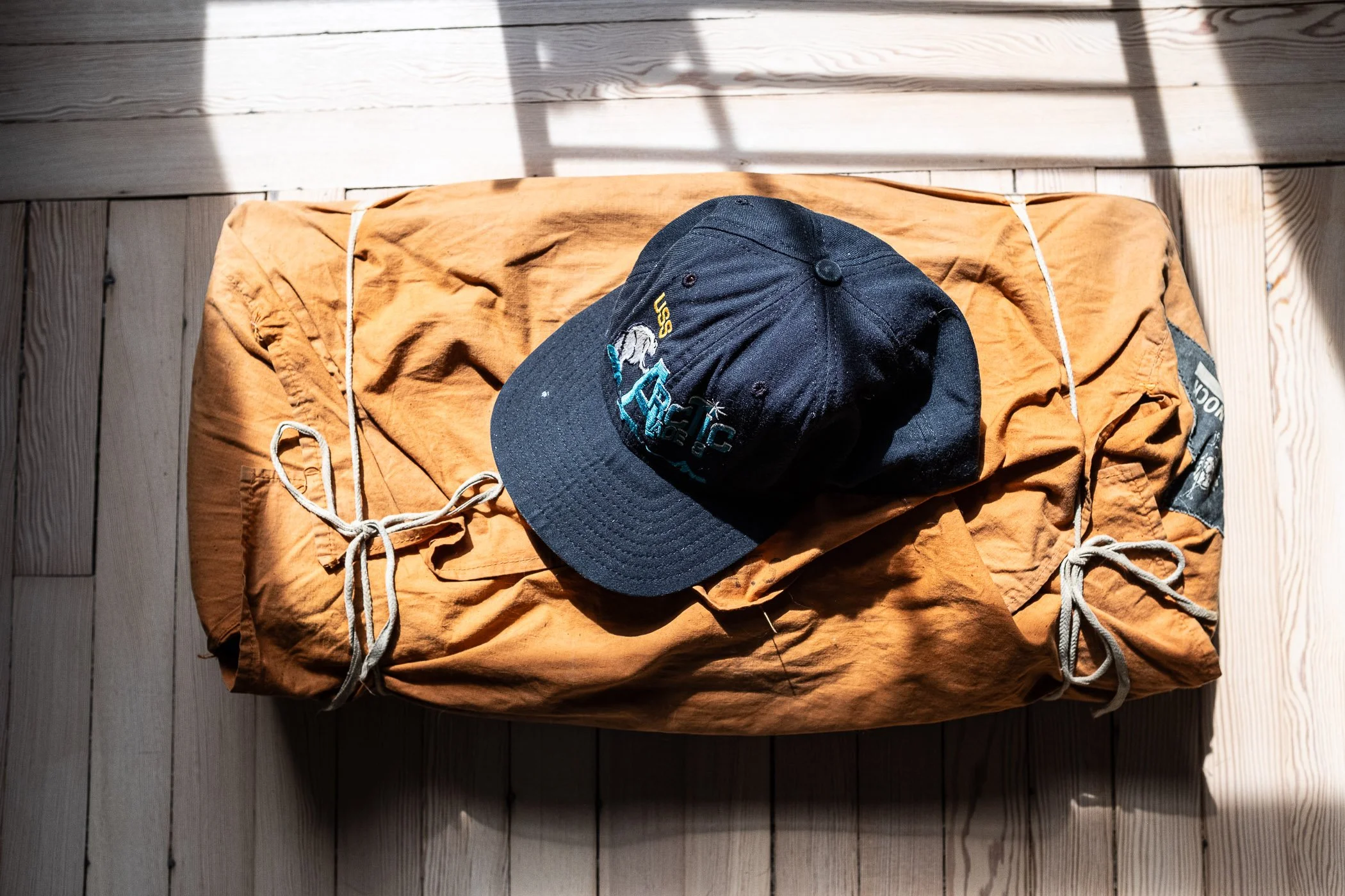 1950s_us_navy_antarctic_arctic_ship_cap-6.jpg