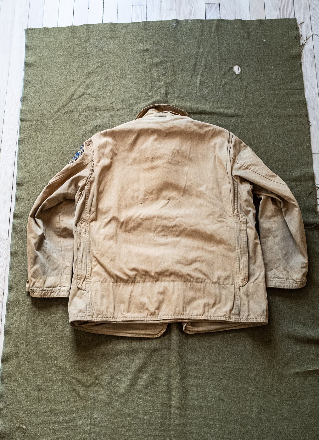1940s_canvas_patched_American_duck_hunting_jacket-9.jpg