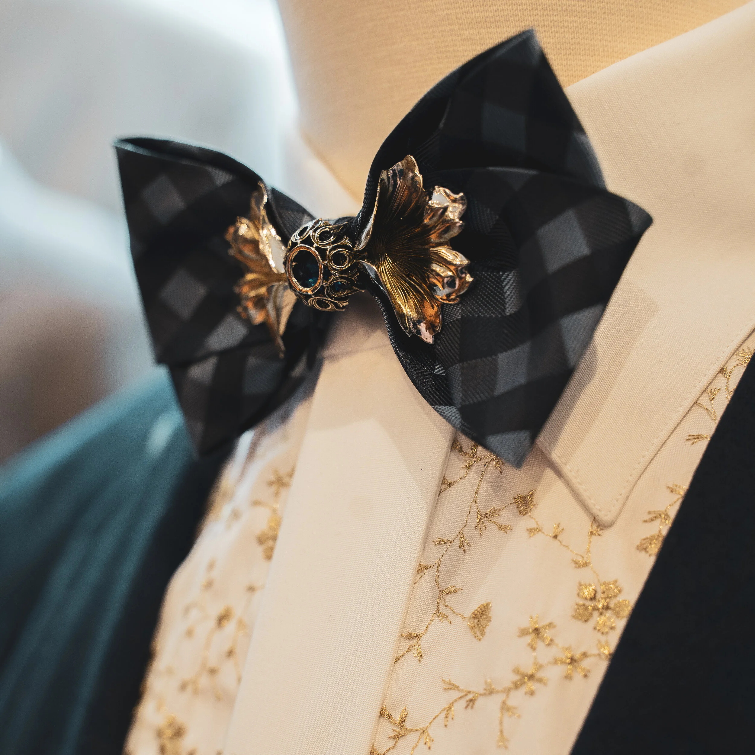 Master Tailoring & Made-To-Measure Services.