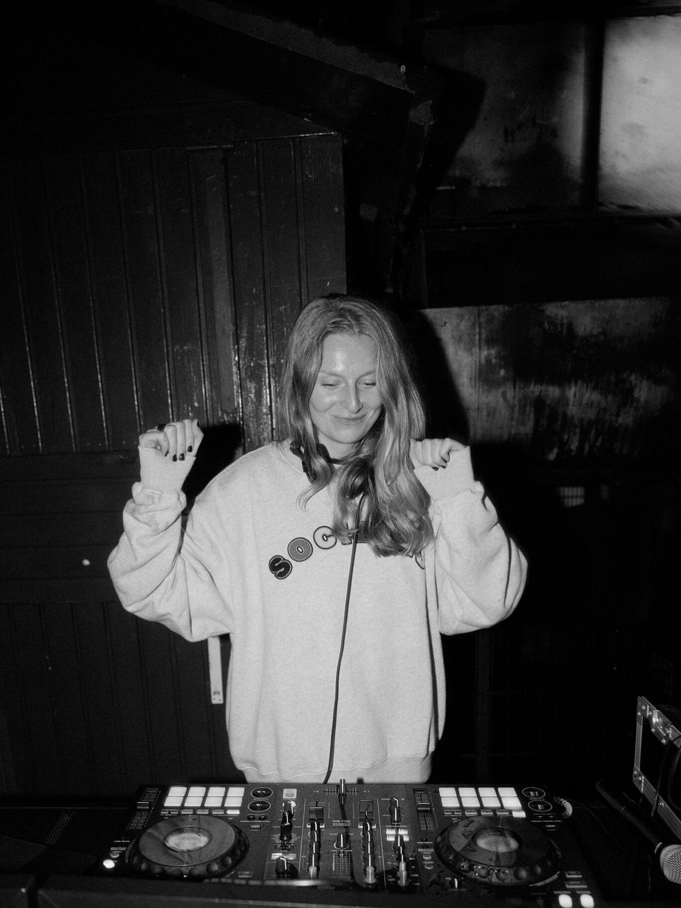 8 weeks until 2026 ✨

let&rsquo;s make it fun ❤️&zwj;🔥

summer flashback with @vallonebath 🪐

📸 @hendrik.stuewe