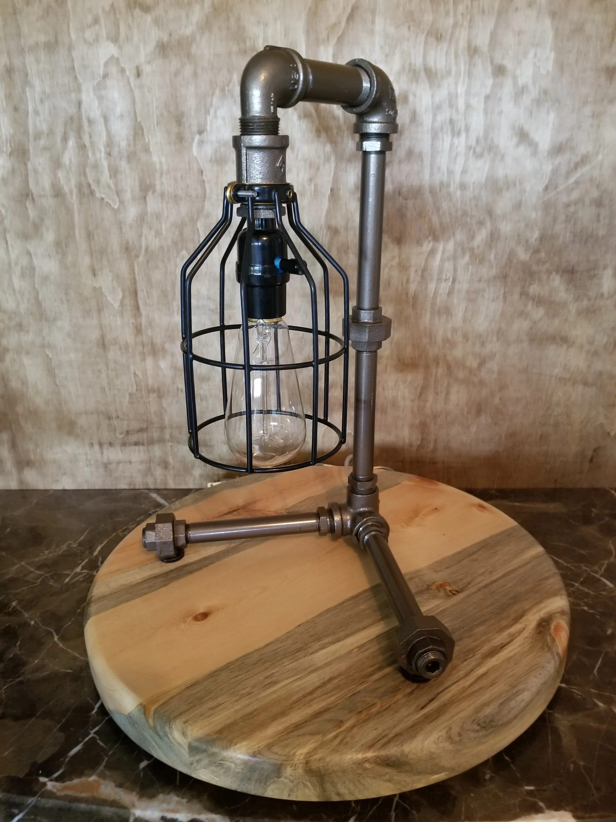 Dimmer Edison Lamp with Union.jpg