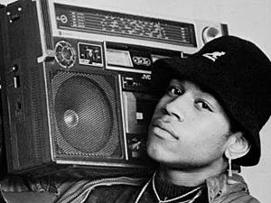 boombox300-d8f3a058e33bdfdd7f5b61647b4bb8c02a31c1b8-s300-c85.jpg