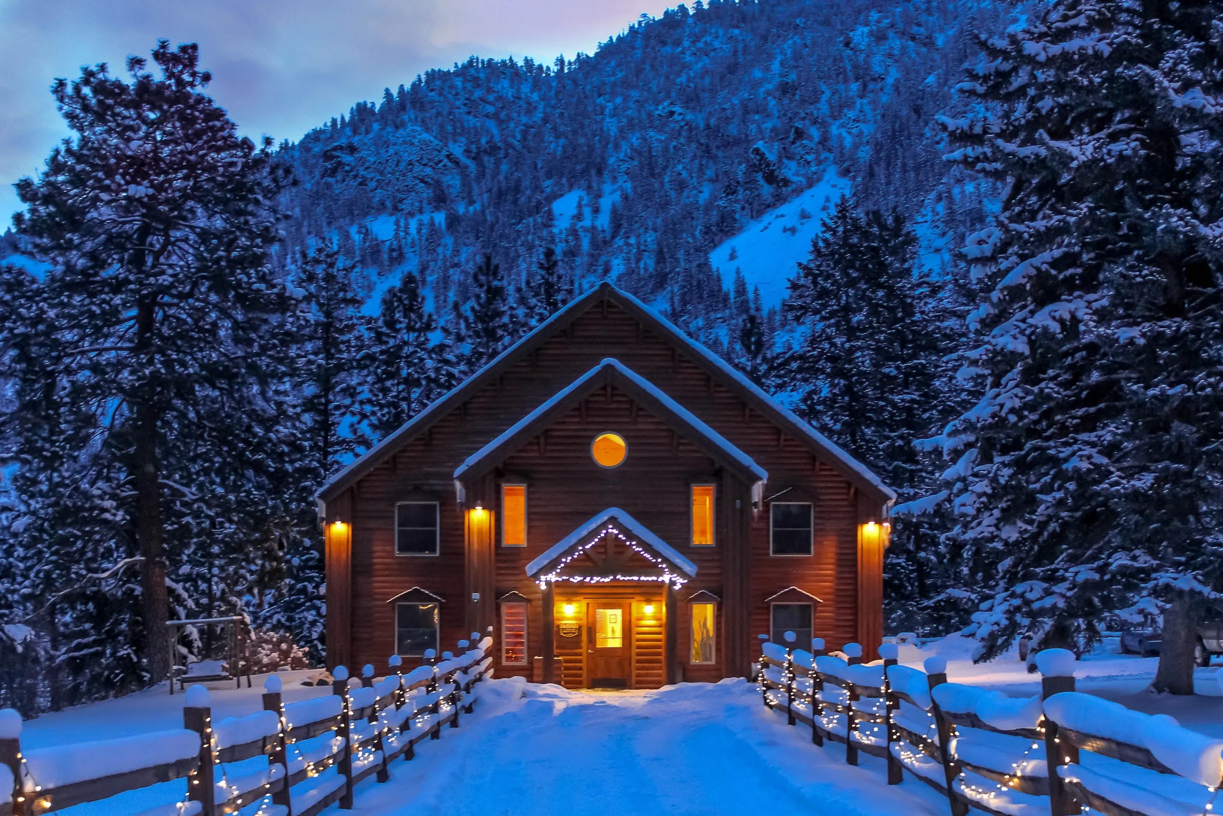 Quinn's Hot Springs Resort