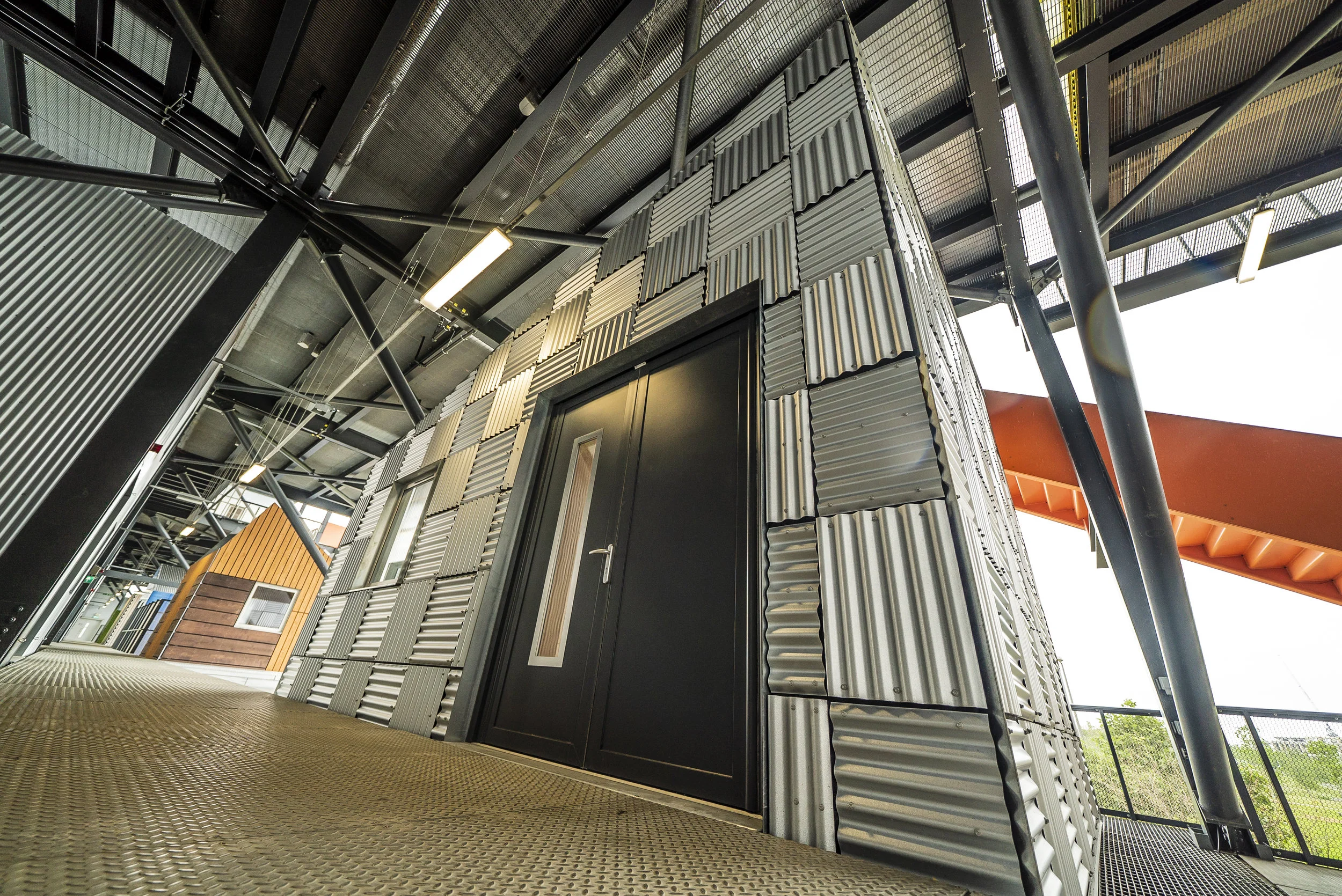 Cladding82.jpg