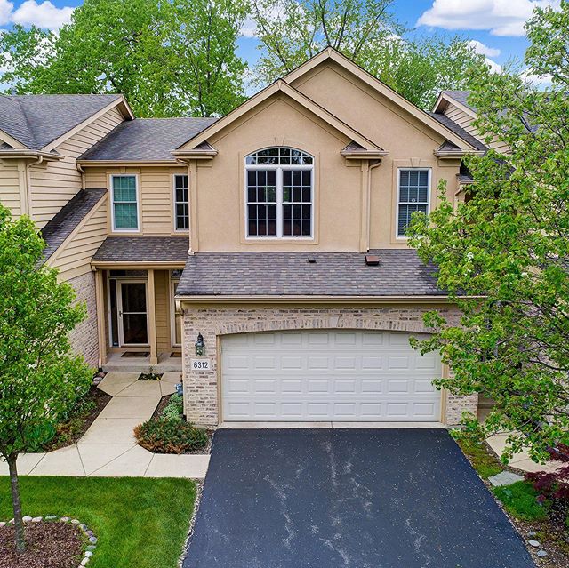 Enjoy #summertimechi from a beautiful yard without the maintenance!  This townhome is tucked away in a private community of just 5 residences and features so many upgrades inside (@kohler plumbing fixtures, @hunterdouglas window treatments...), plus 