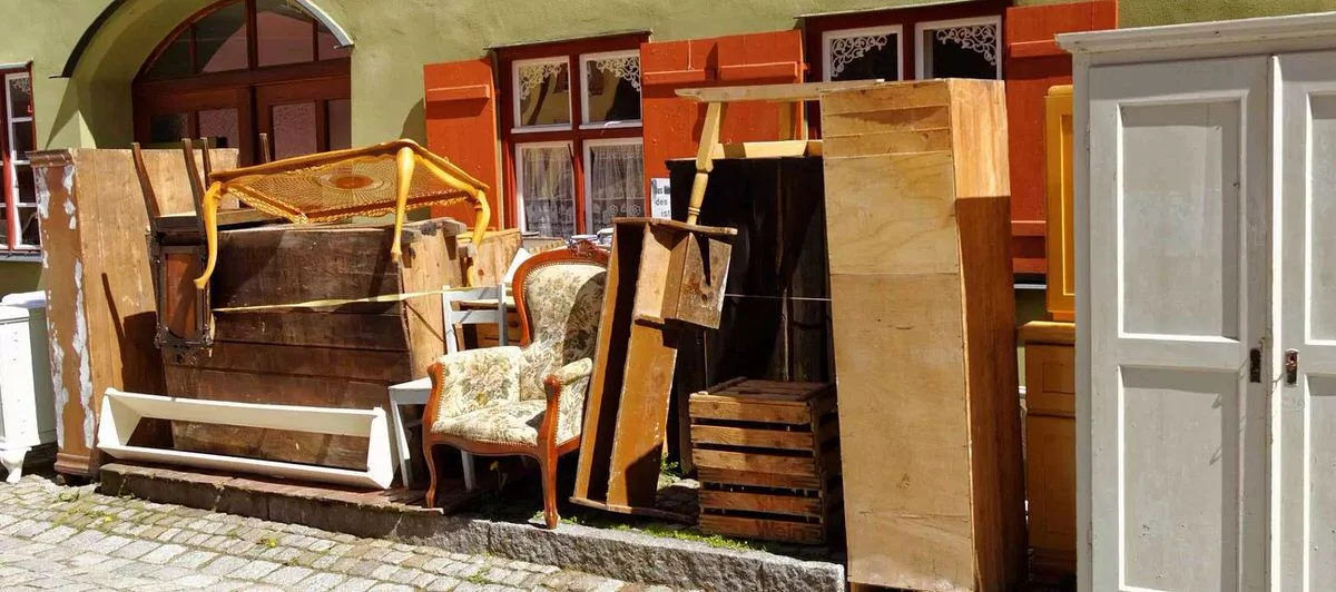 House clearance 2.JPG