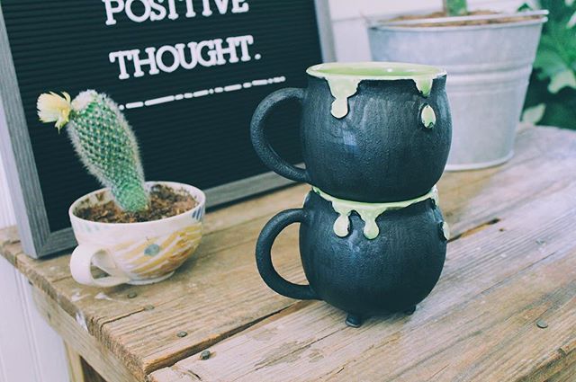 Dripping green cauldron mugs are @revolutionariesmarket now 💚