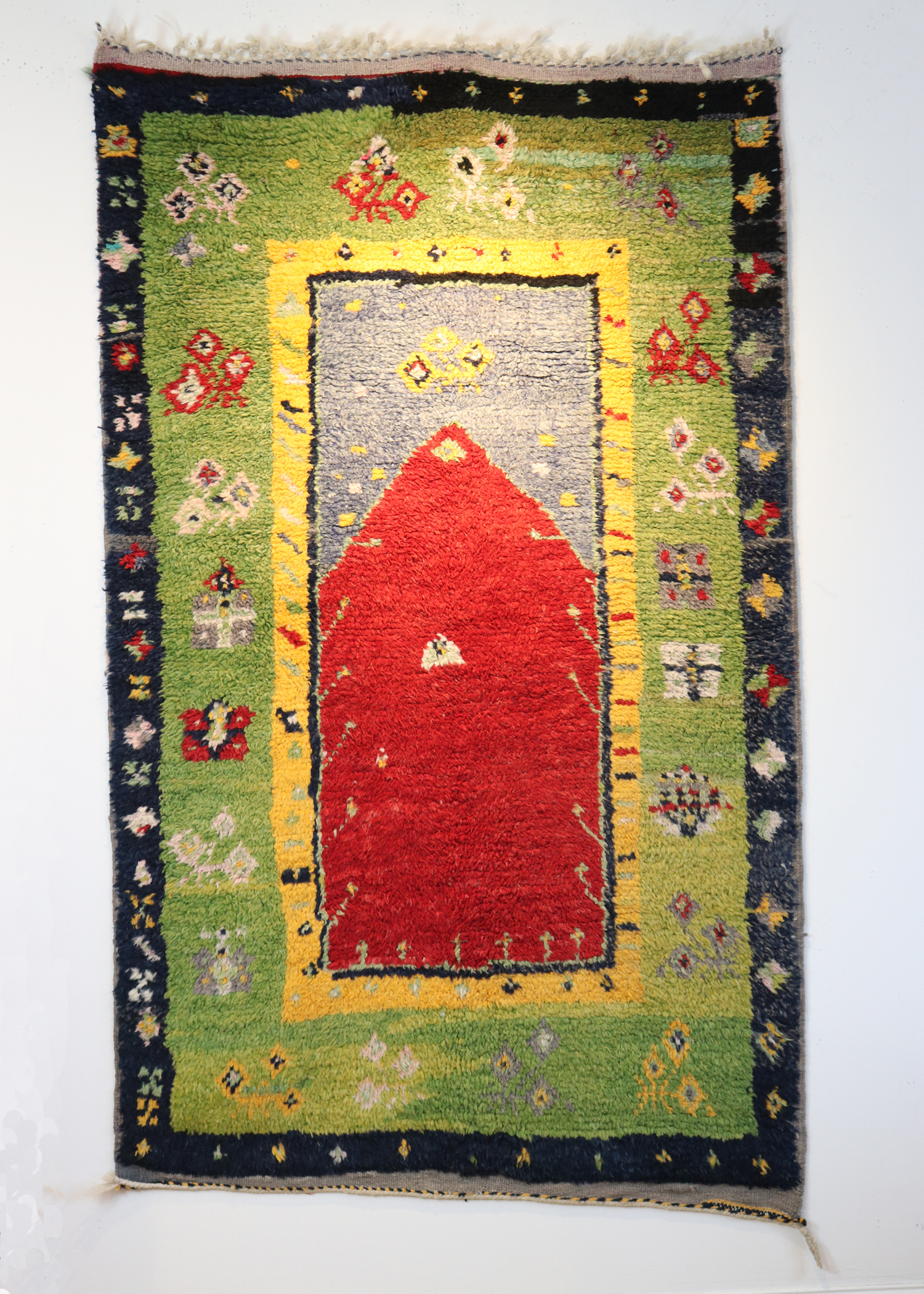 Tulu Prayer Rug MTK 1728.JPG