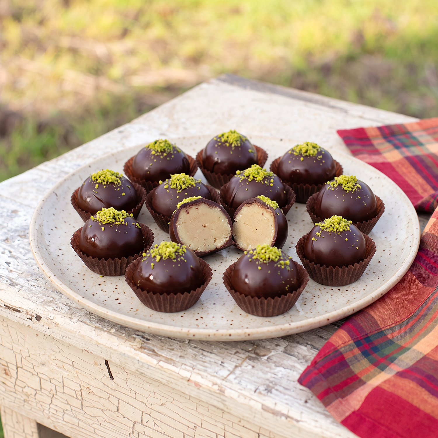 Turkish Chocolate-Covered Chestnuts (Káryoka) 