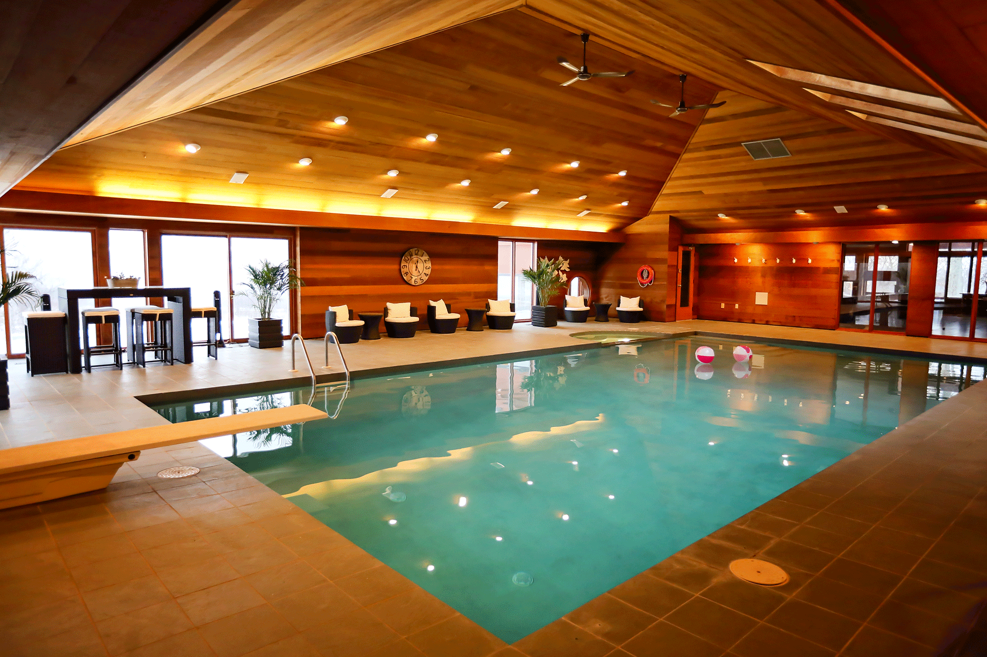 058A4335_pool.png