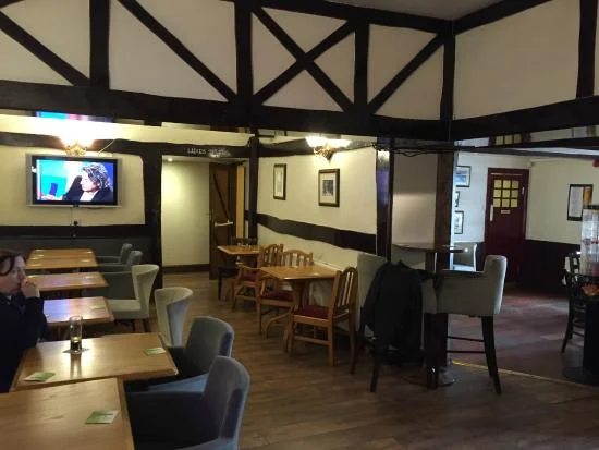 red-lion-penyffordd.jpg