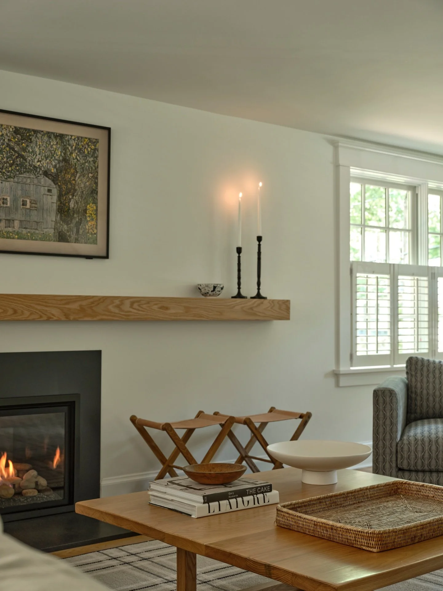 Happy Winter! 
The winter solstice invites us to slow down, light a candle, and welcome the return of the sun&mdash;one quiet evening at a time.

Architect: @winslowdesignarch
Interior Design &amp; Photo Styling: @kellymcguillhome
Photography: @erinl