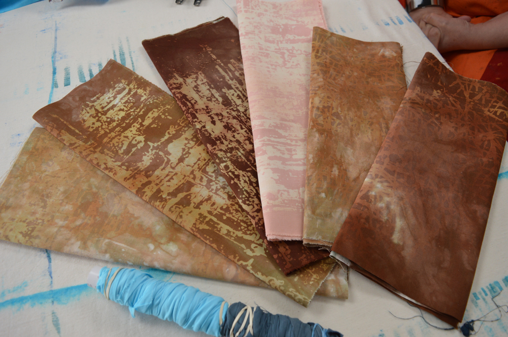 Jean Martin - collection of fabrics discharged using thickened Formosol and deColourant