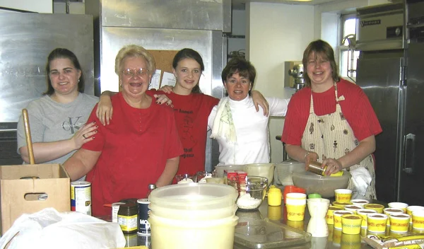 cookie bake 2005 jg 005_Kay80.jpg