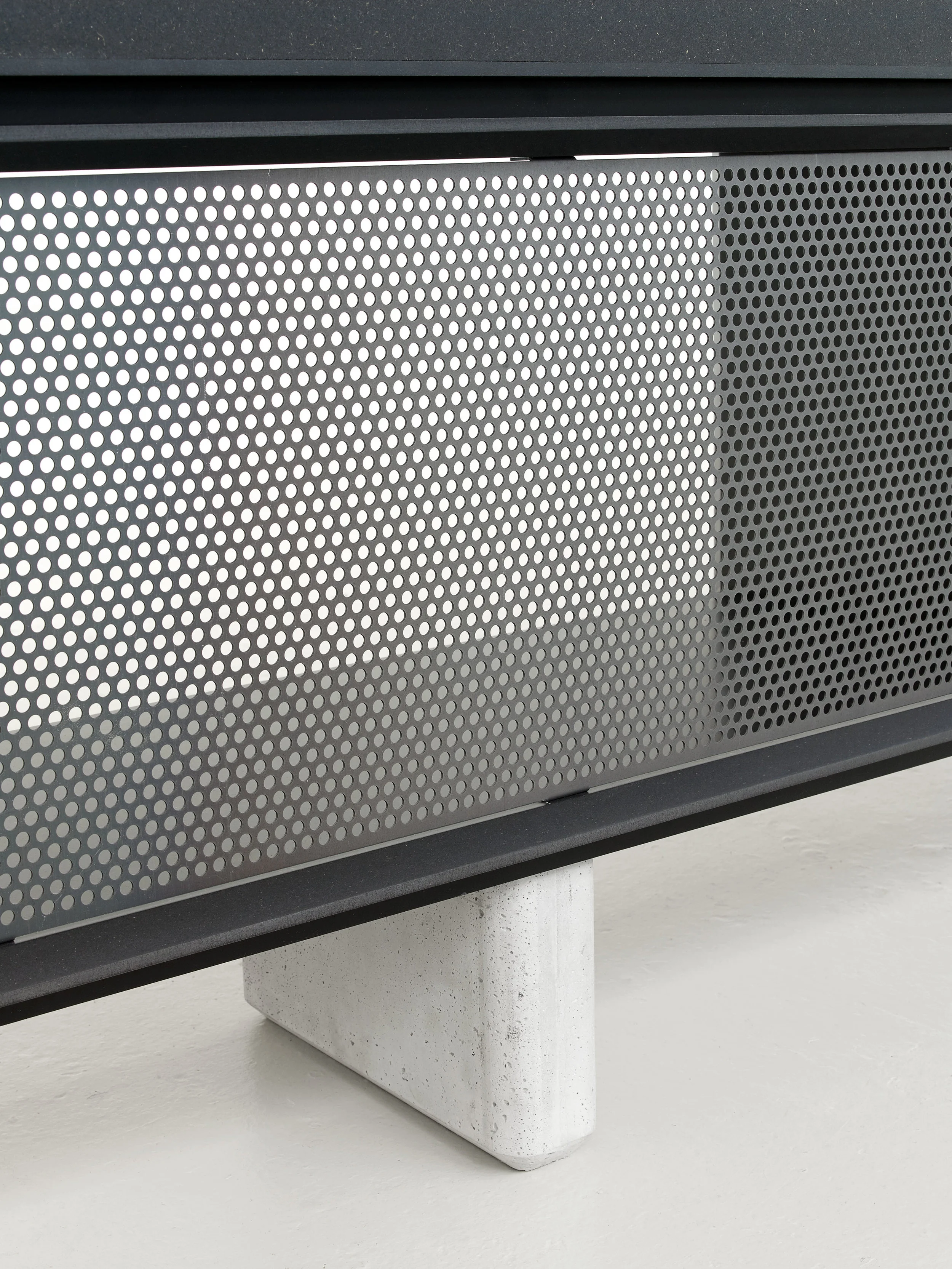 08 PAUL CROFTS STUDIO - ISOMI - ASSEMBLED - CHAMFER 008.jpg