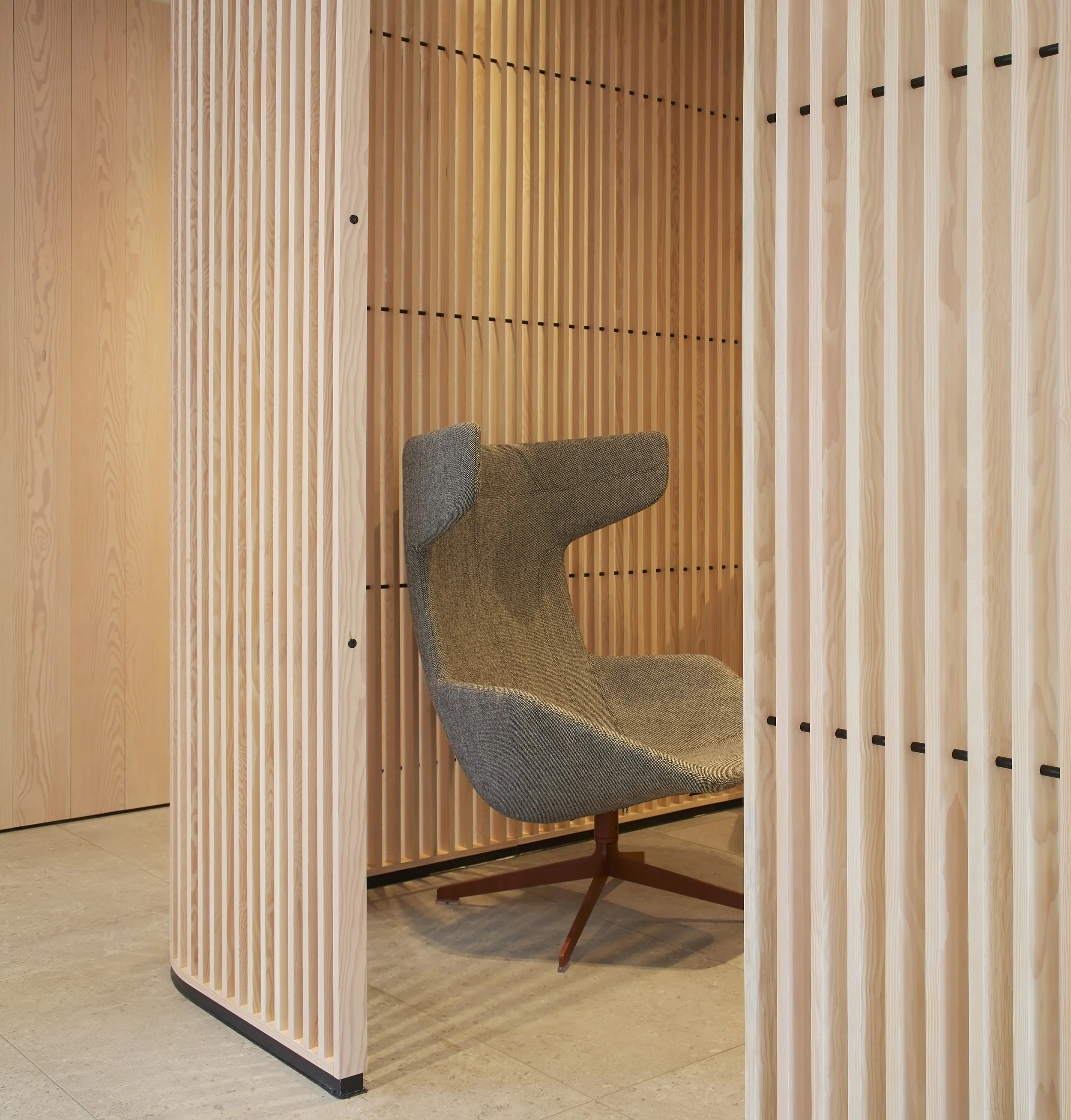 Paul Crofts Studio_Define Clinic_Beaconsfield_©Hufton+Crow_010.jpg