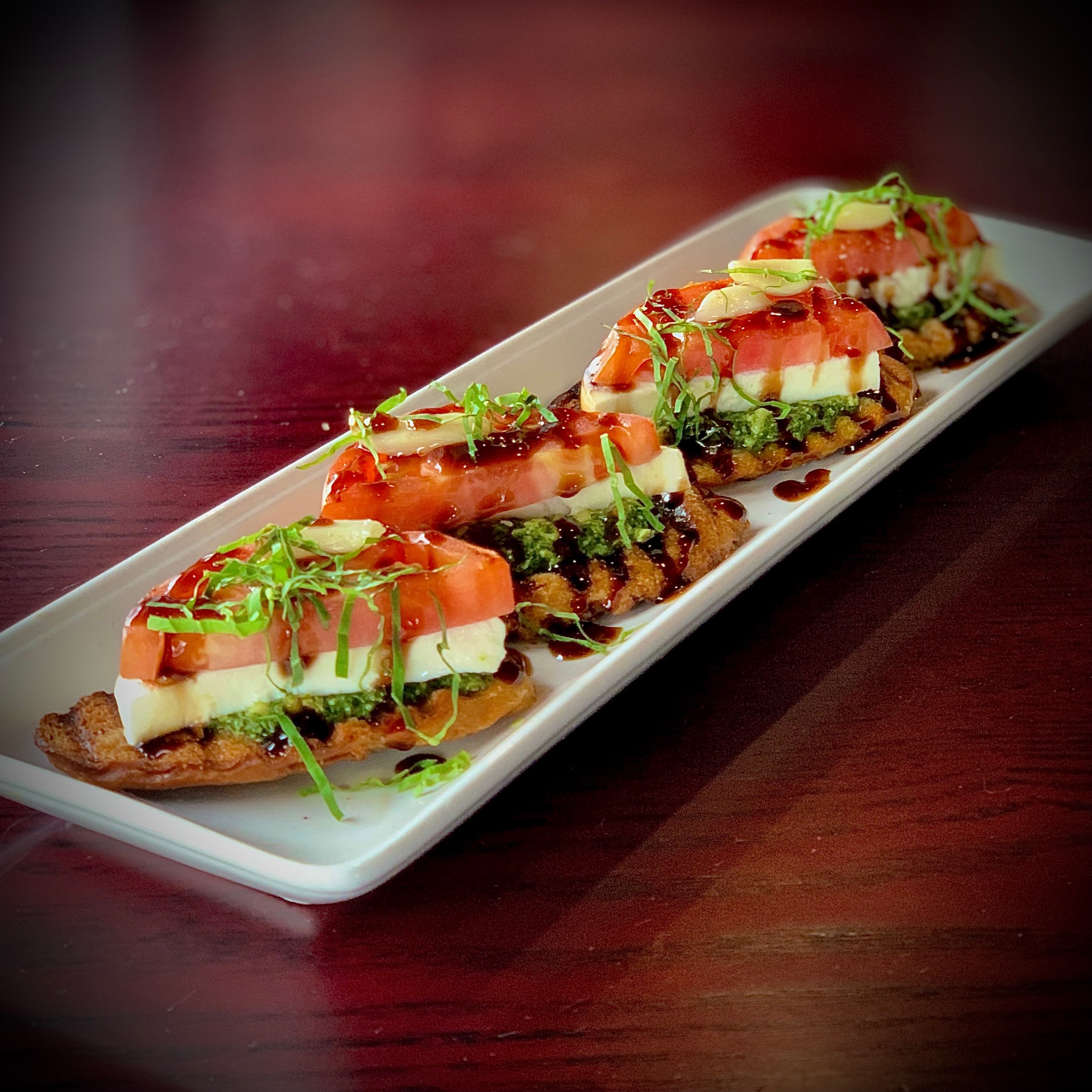 Caprese Crostini