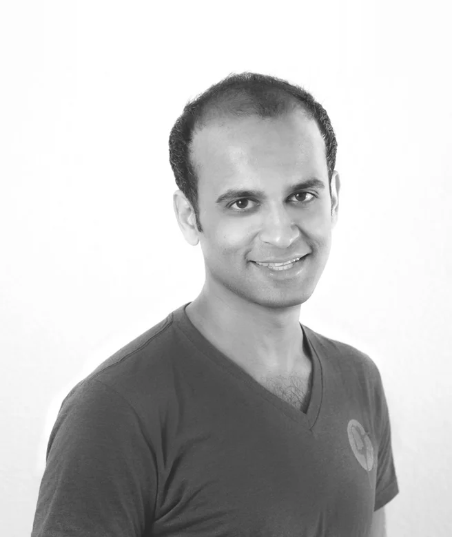 YZ-bw.jpg