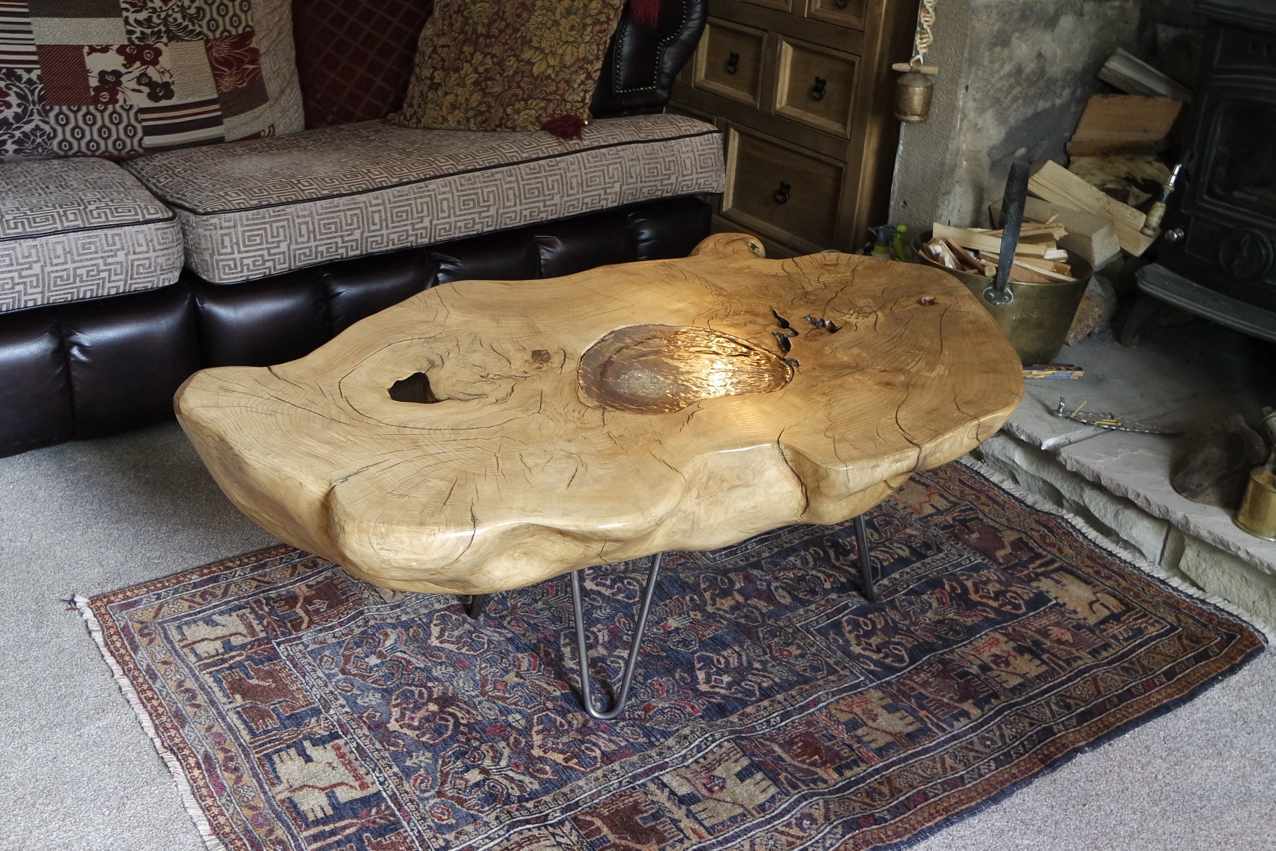 Driftwood memorail table  (1).JPG
