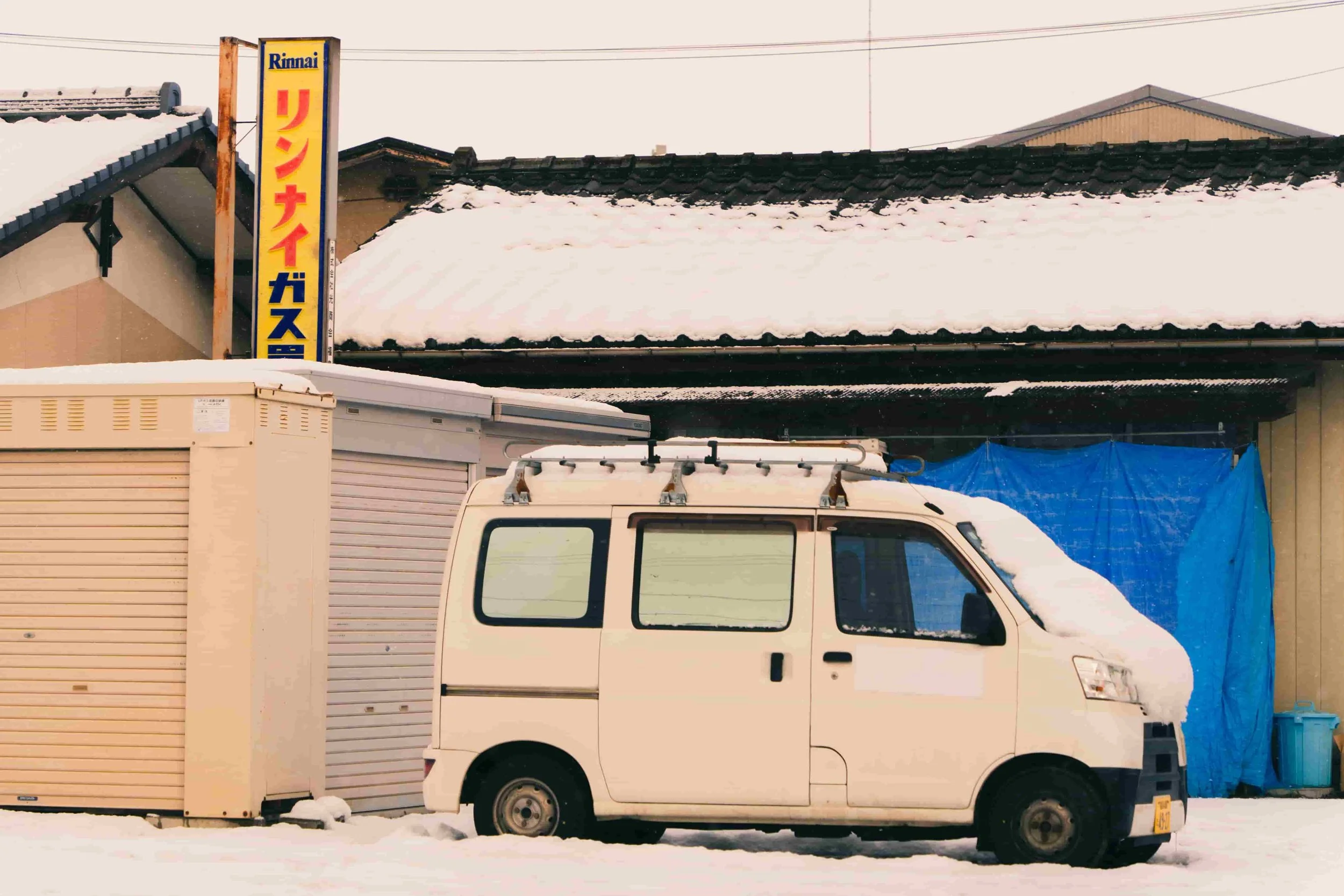 How Snow and Ice Impact Flat Commercial Roofs in California