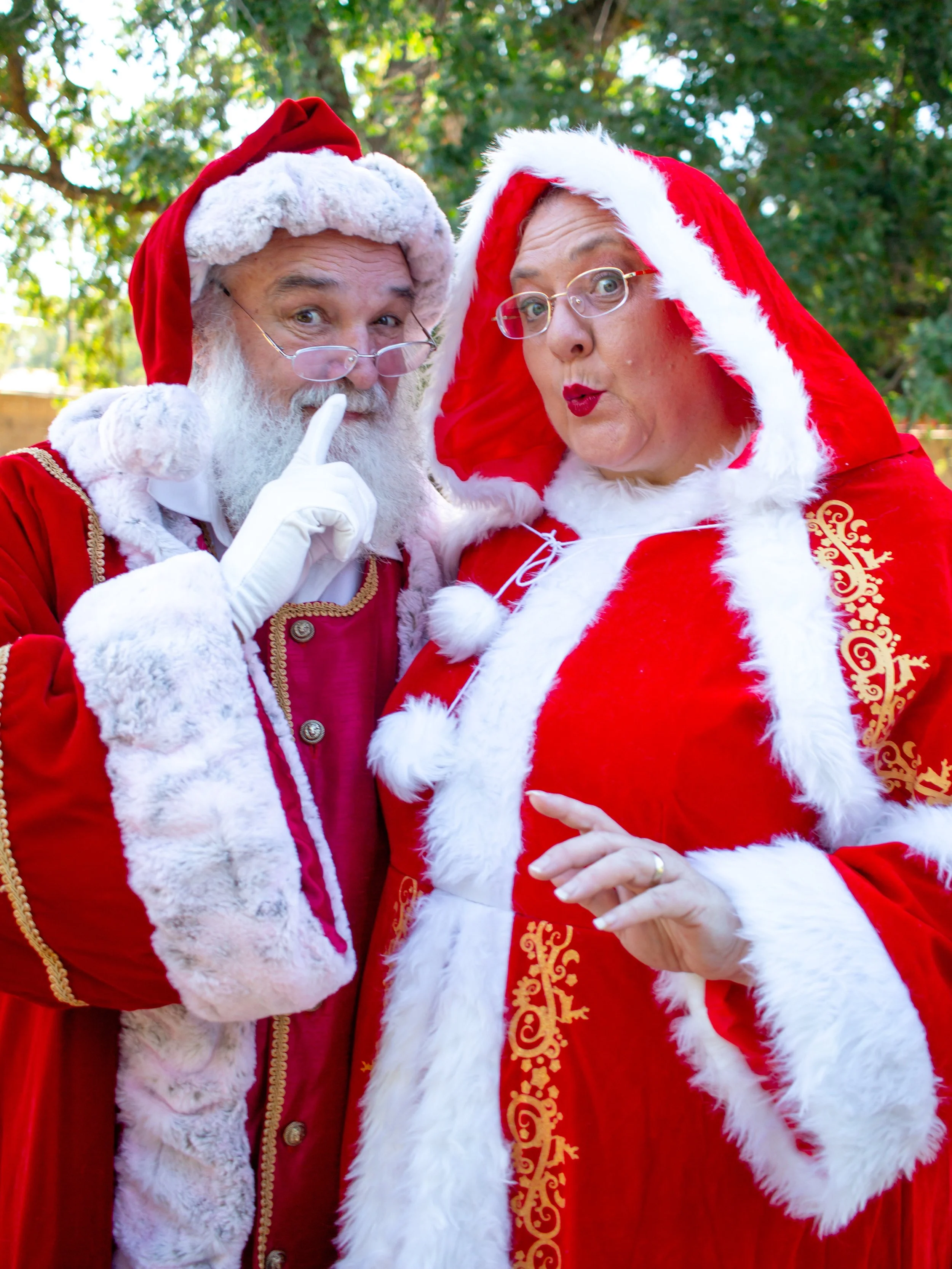 Made 4 More Realty FREE Santa Meet-And-Greet &amp; Photoshoot