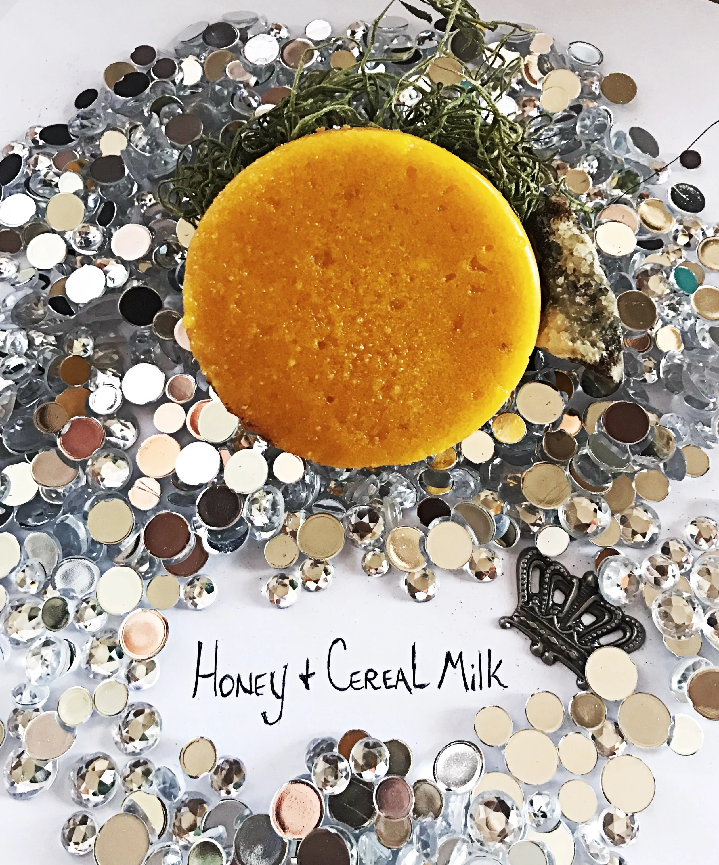 Honey And Cereal Milk Scrub Bar 