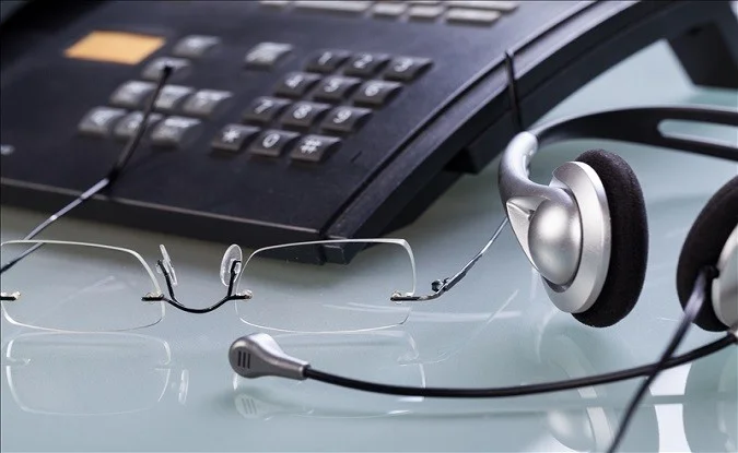 Office-Desk-Working-Place-2896294-675x415.jpg