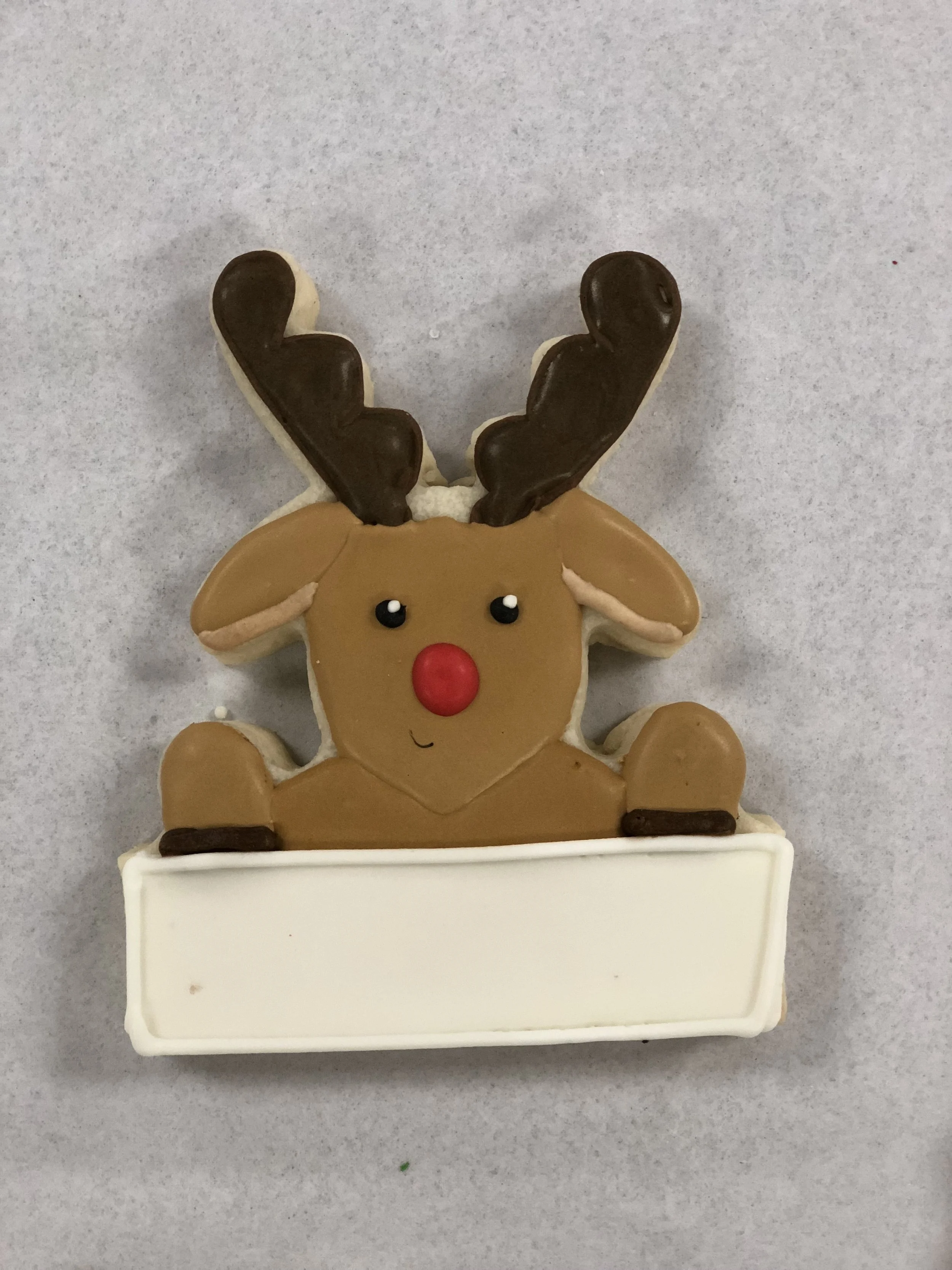 Reindeer with Customizable Plaque