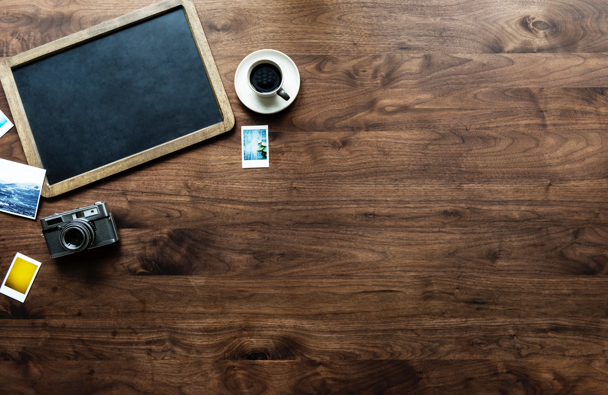 analog-camera-blackboard-camera-900106.jpg